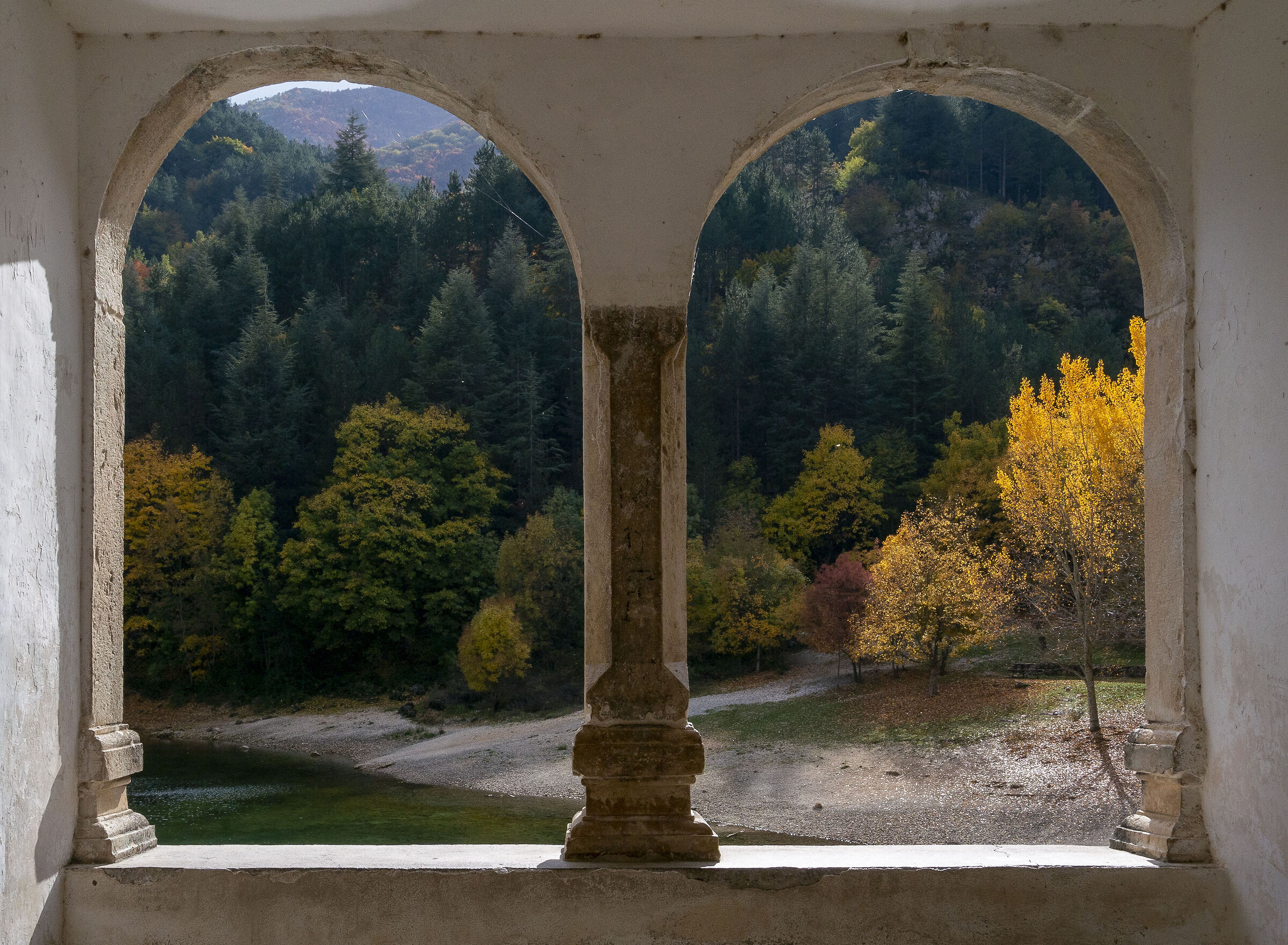 Window on lake san Domenico