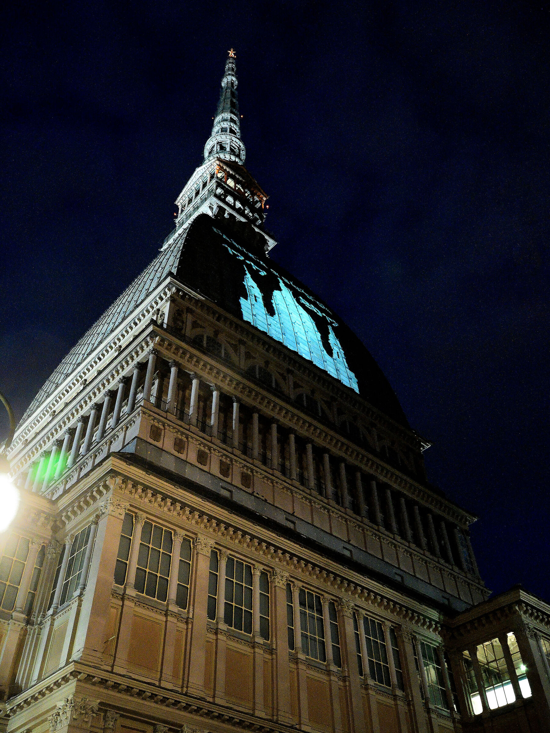 torino notturna mole antonelliana