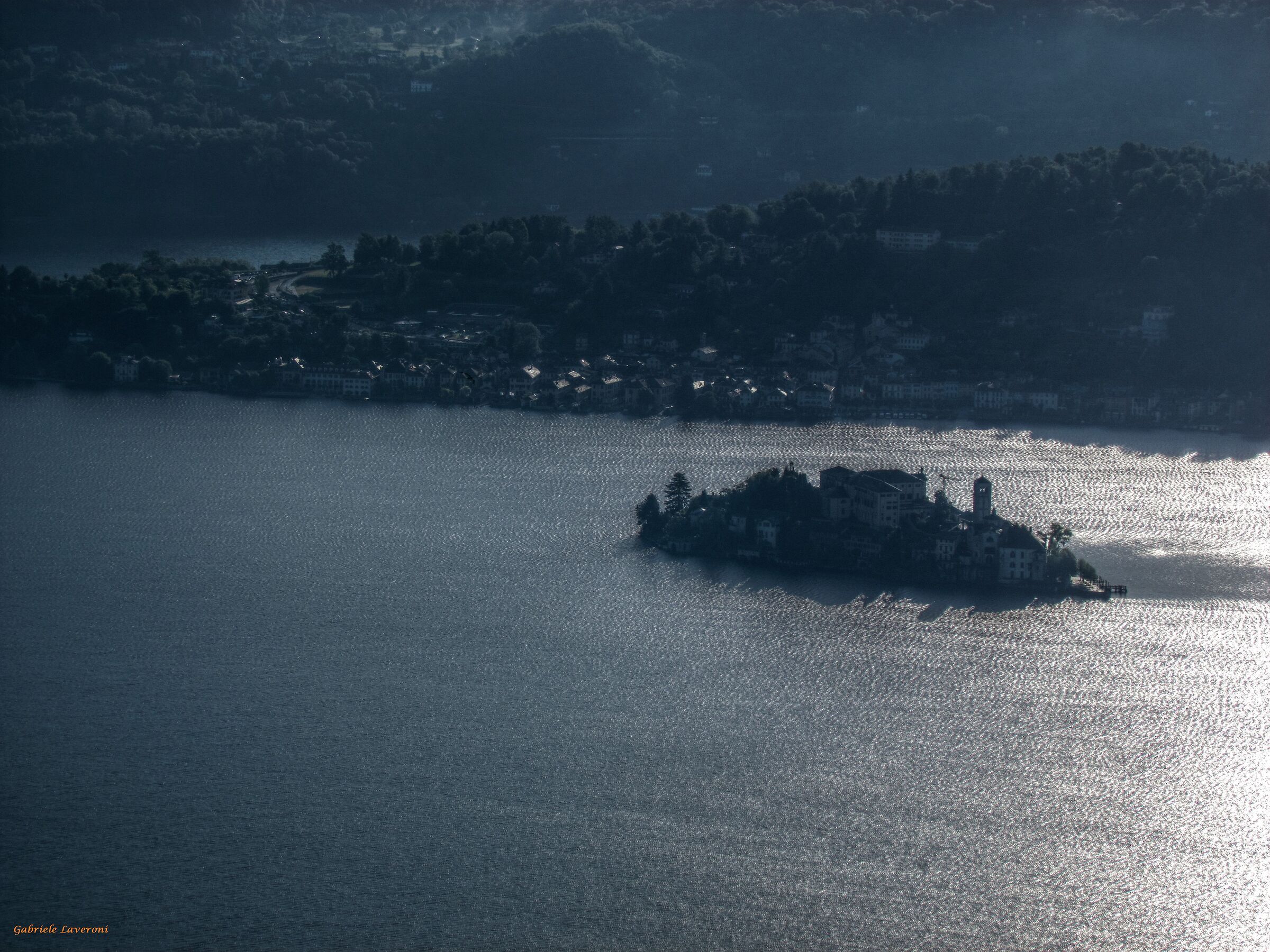 Island S. Giulio da Madonna del Sasso