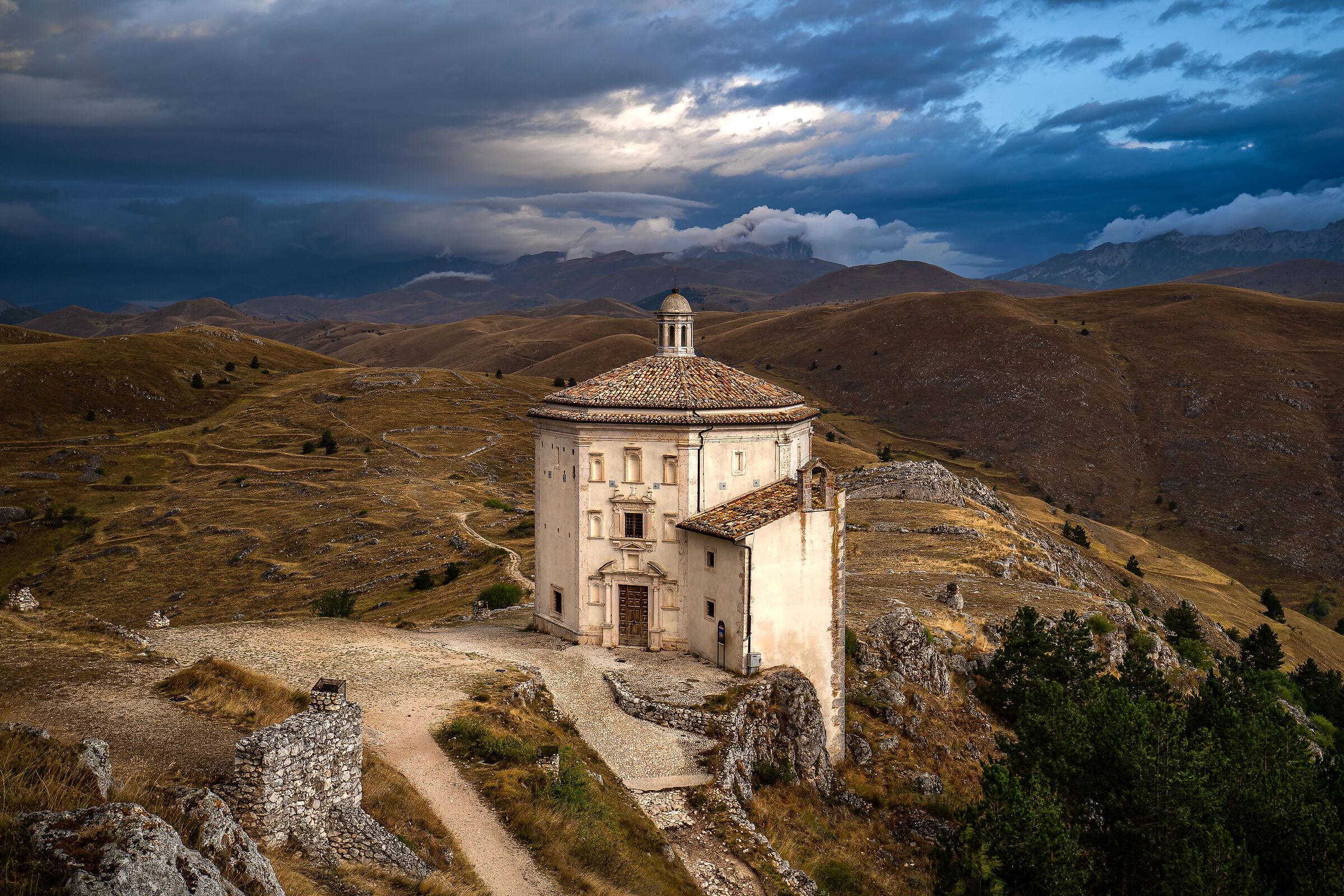 Church of Santa Maria della Pietà - Calascio