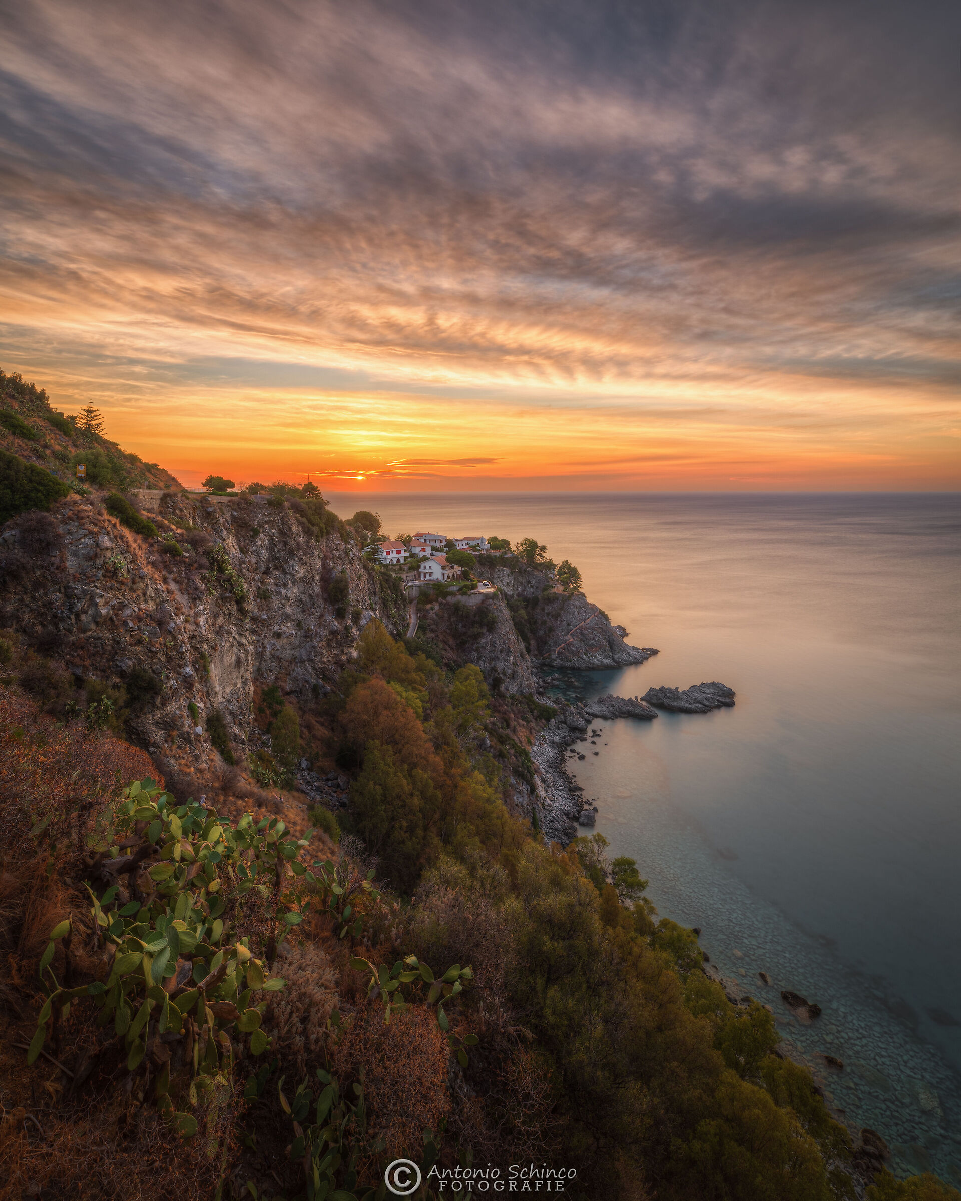 Il Torrazzo Alle Luci Dell'Alba
