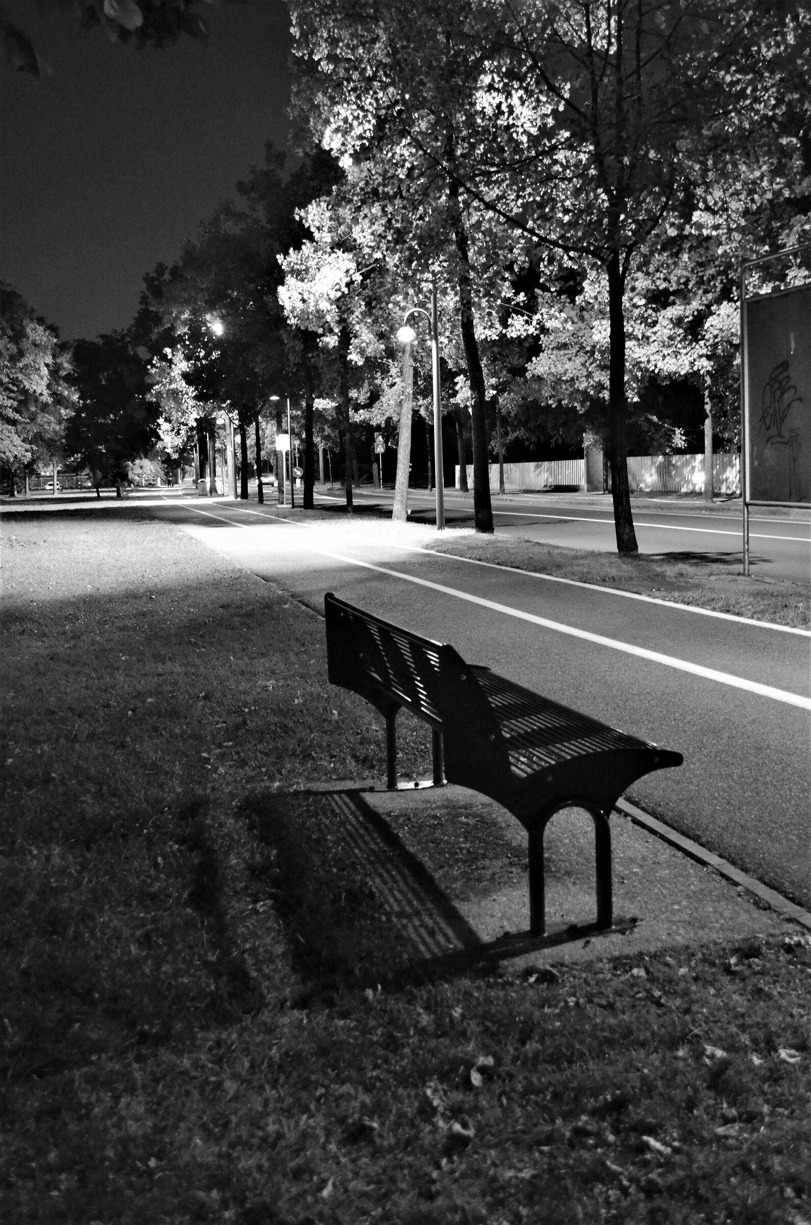 Panchina nuova in Via Tirandi a Brescia