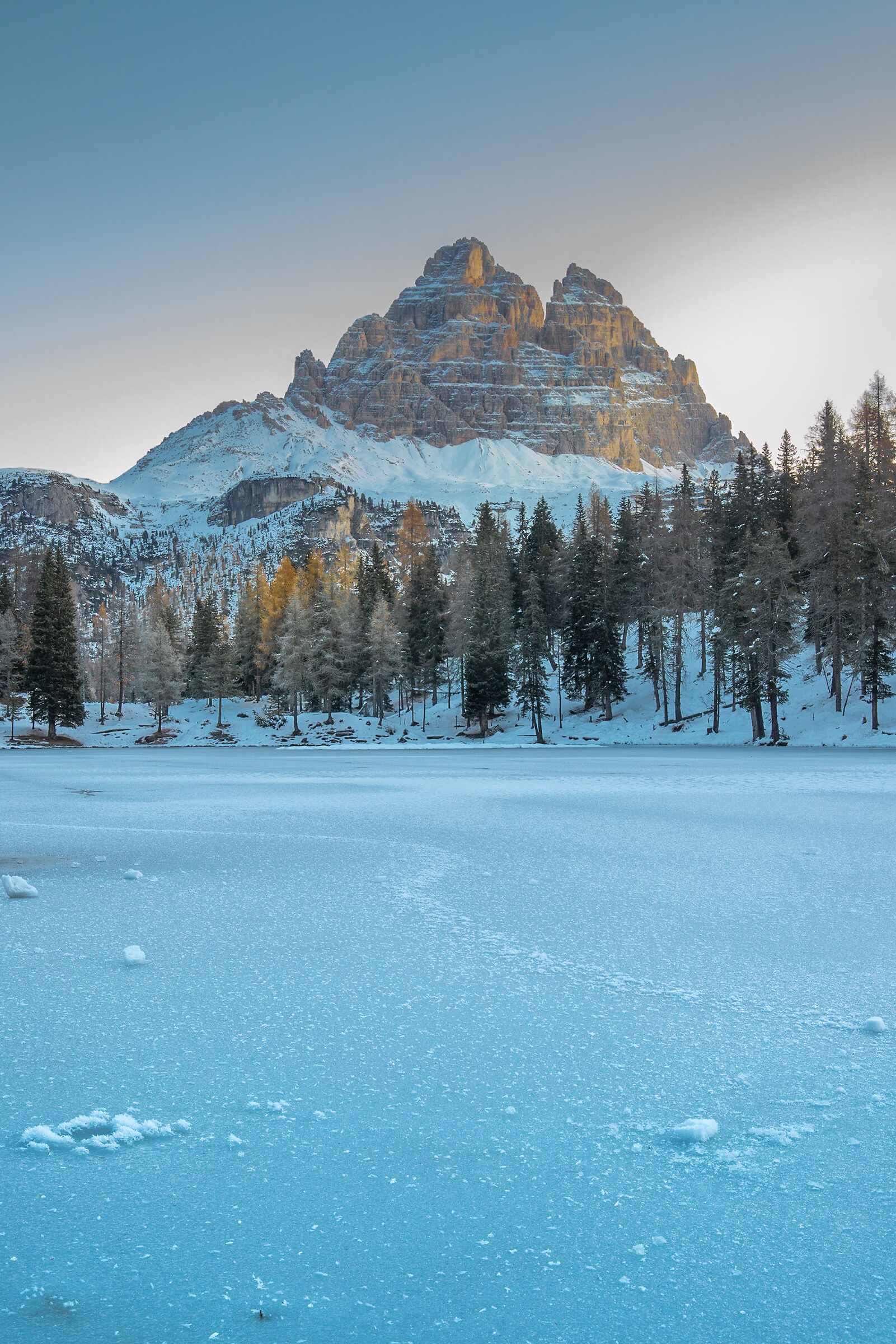 Sunrise at Lake Antorno