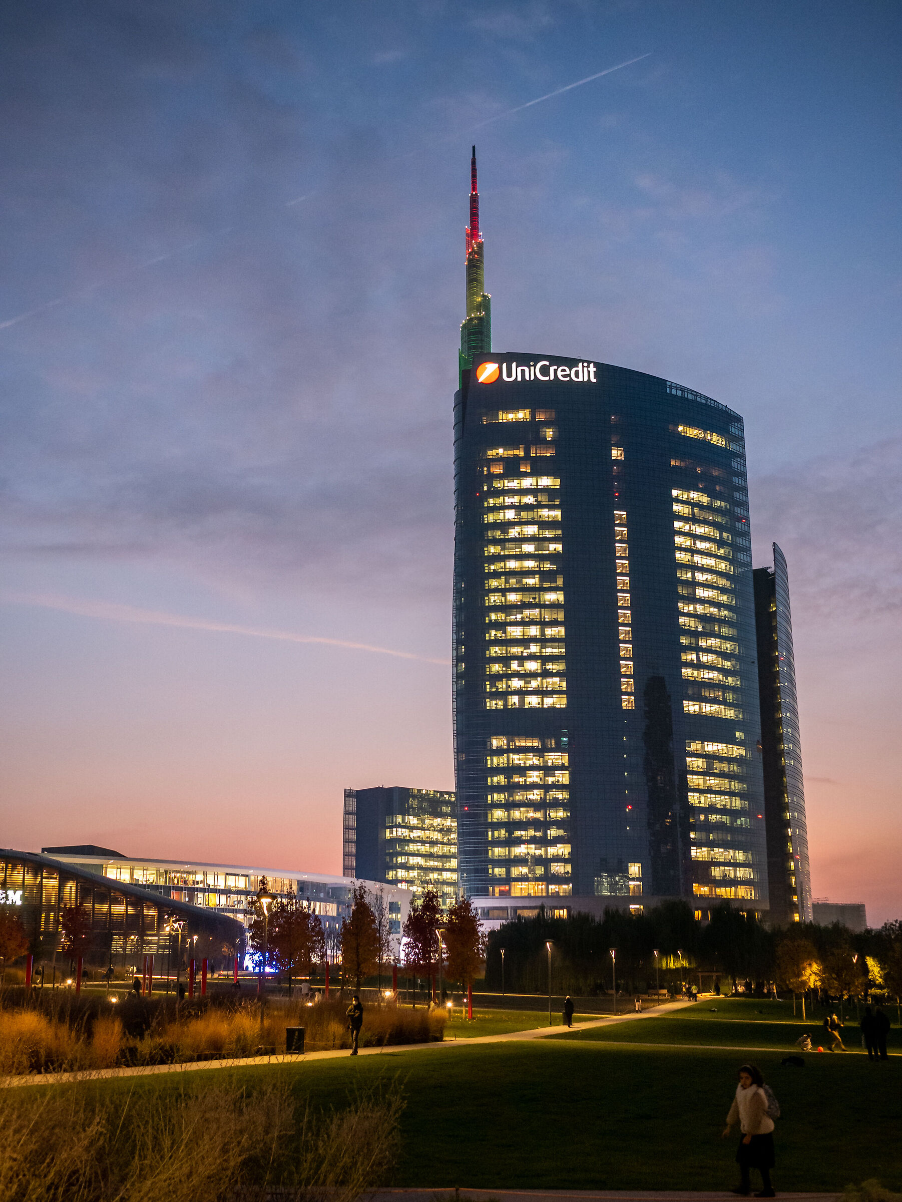 Unicredit Tower