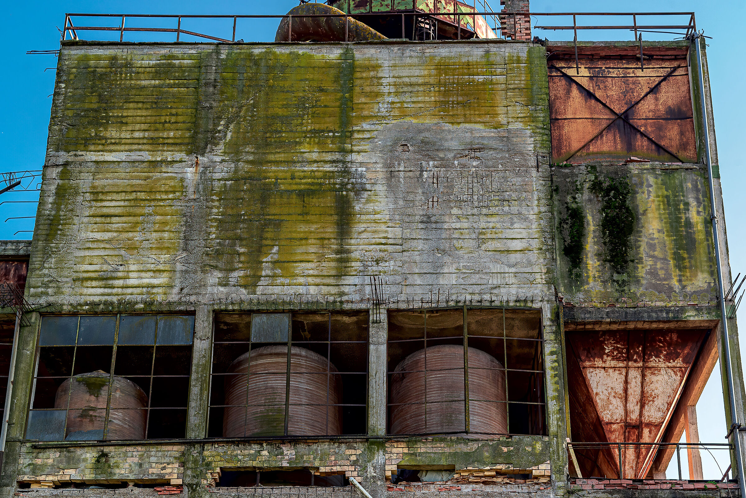 vecchio edificio industriale