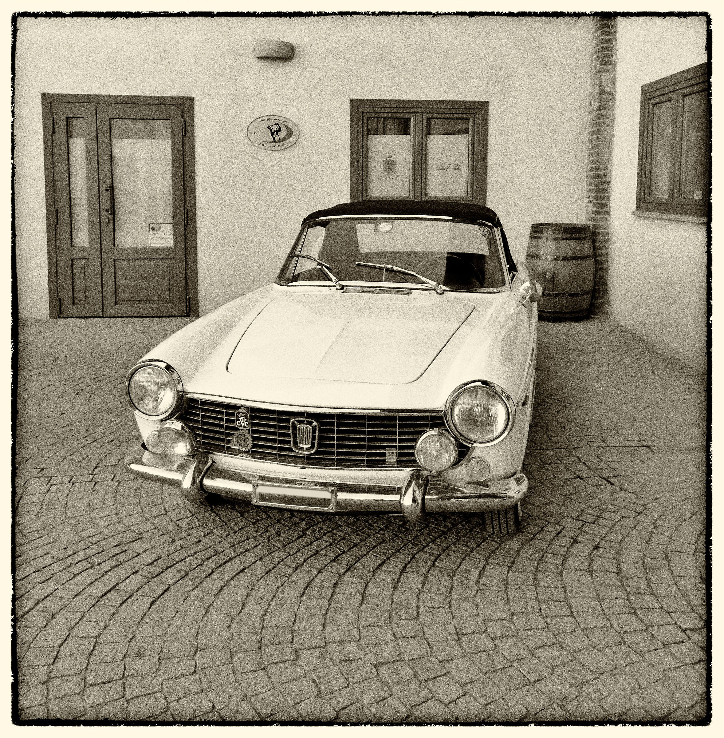 Fiat 1500 spider del 1964