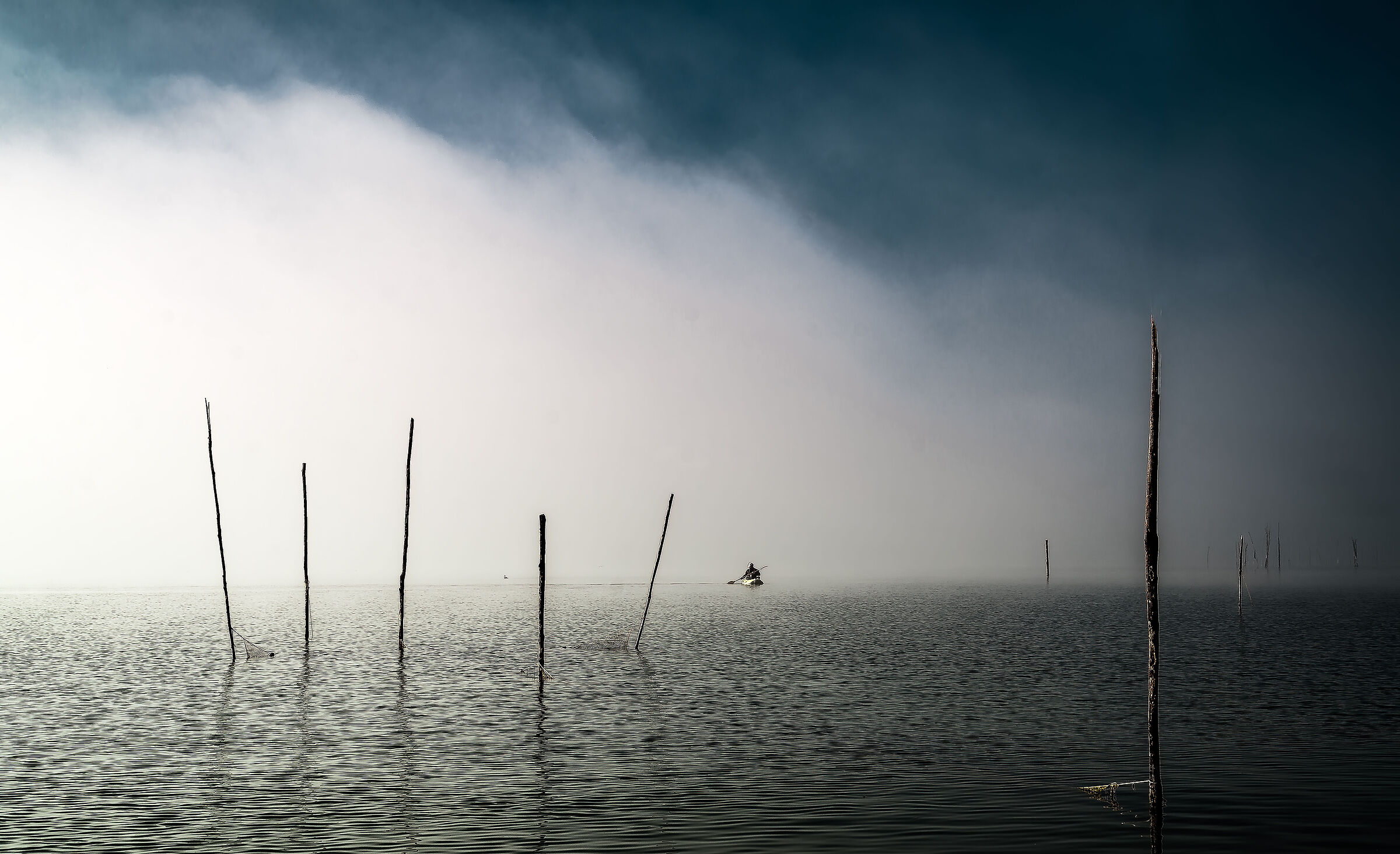 fogs, lake trasimeno