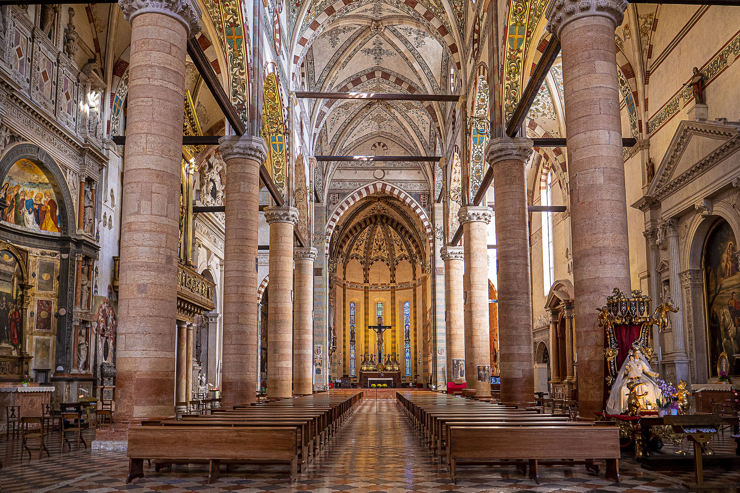 Basilica of Santa Anastasia