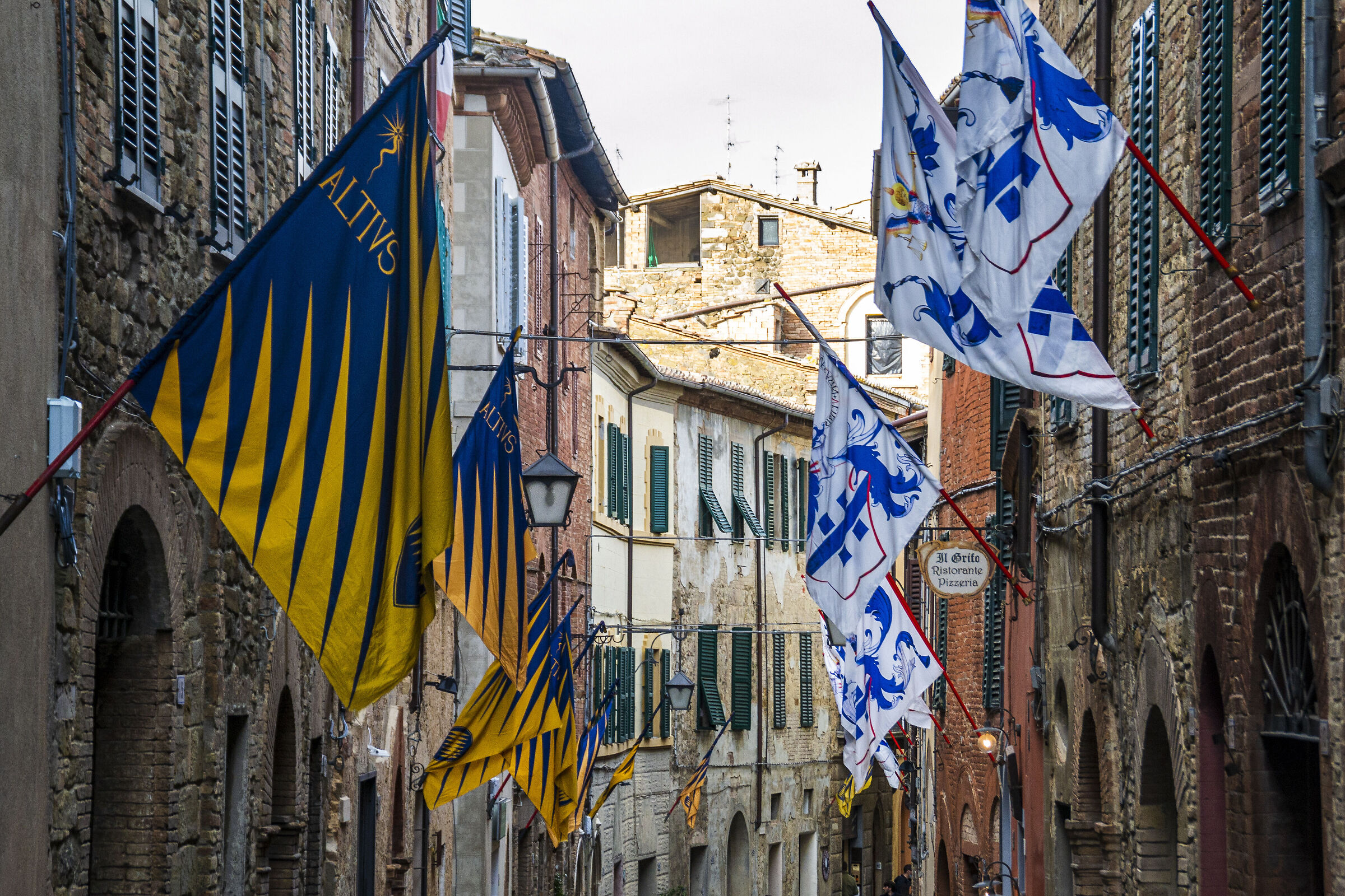 Districts and colors