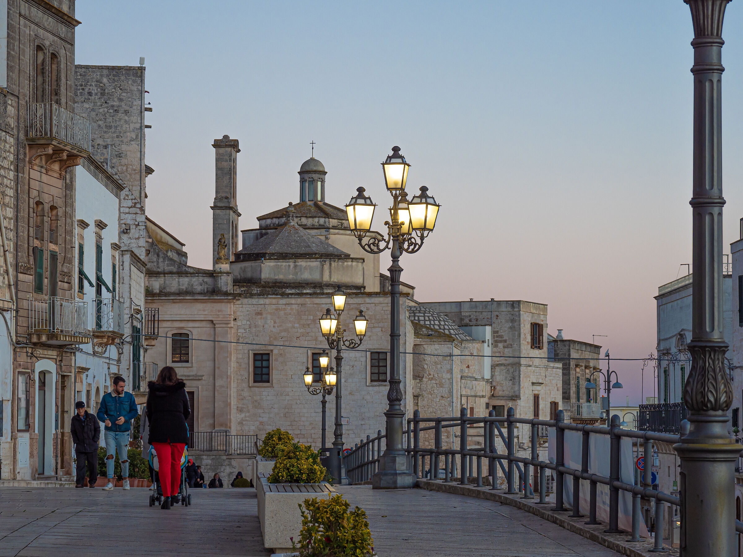 Passeggiando a Cisternino