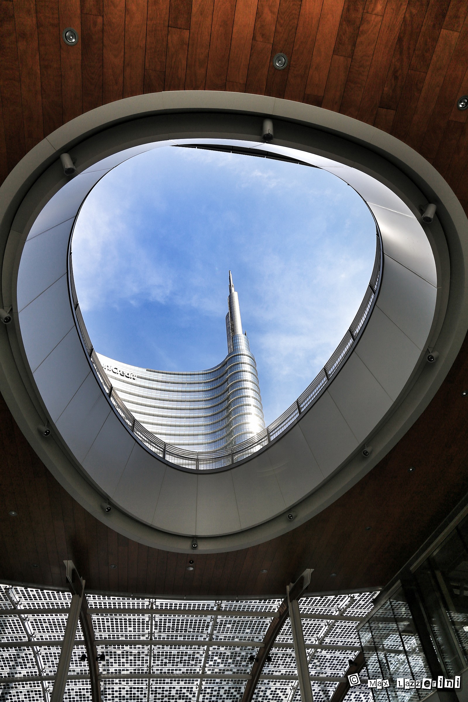 Piazza Gae Aulenti 2