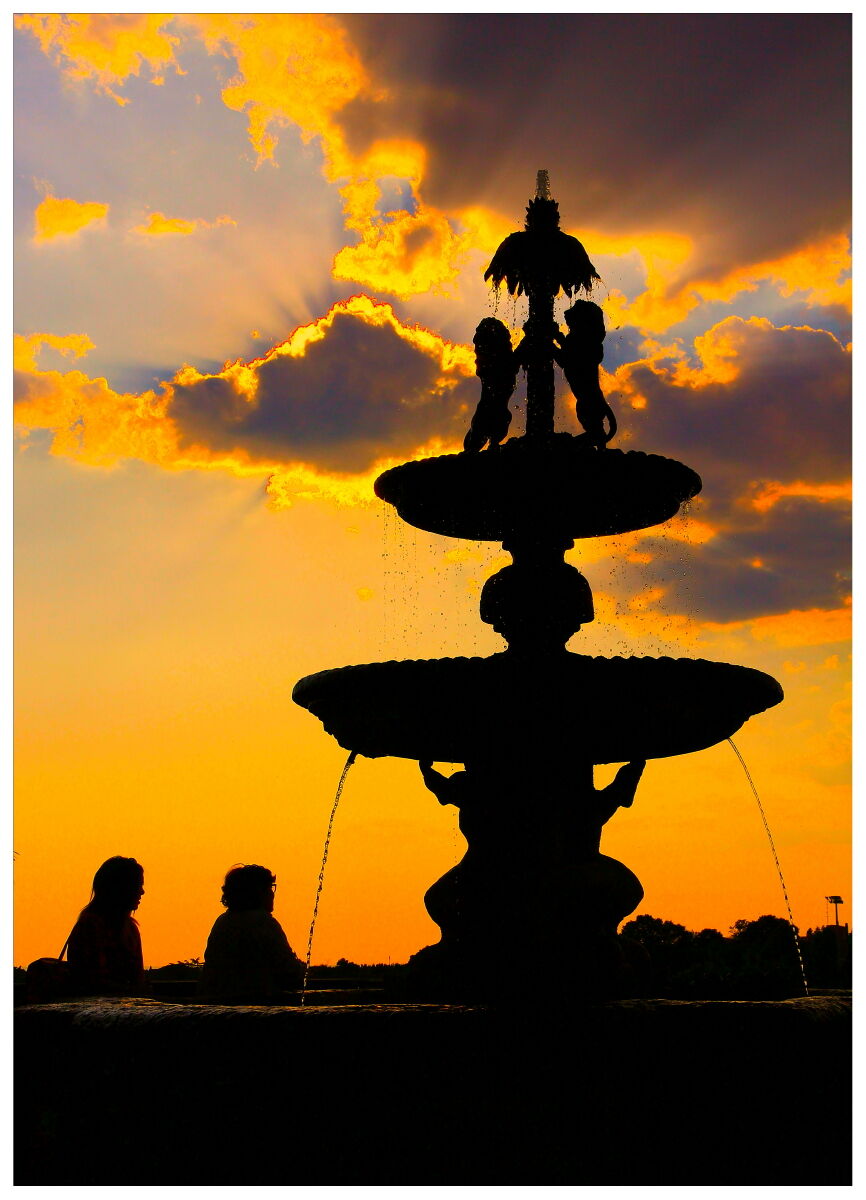Tramonto sulla fontana di Palazzo dei Priori_1