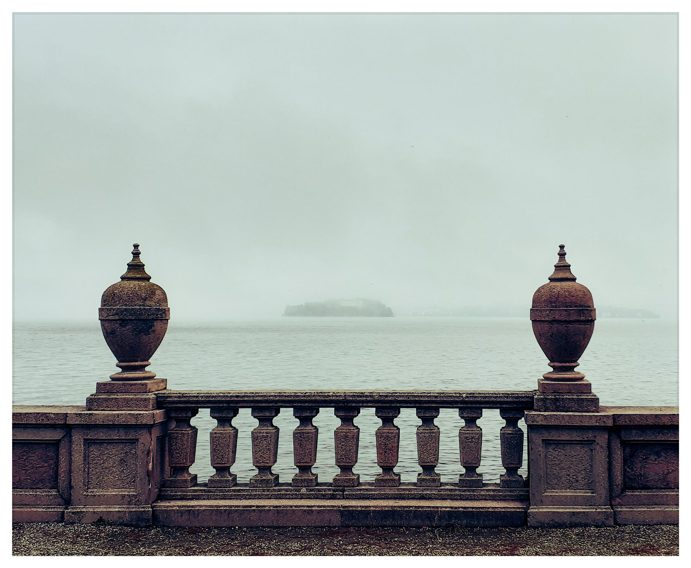 Infinity in a moment