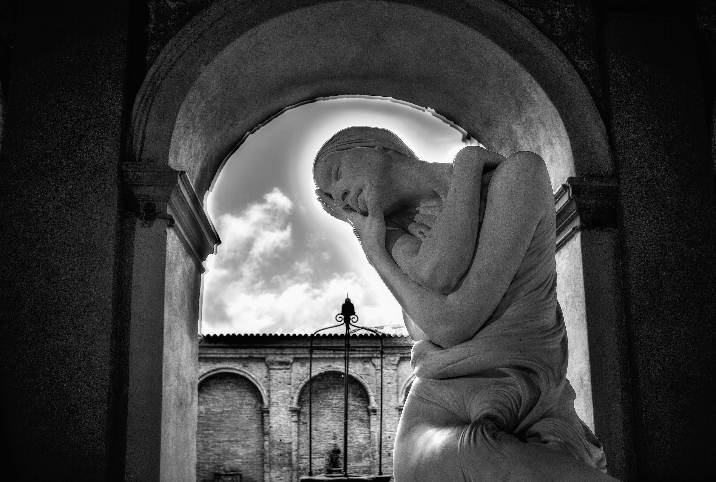 a statue, city of the parish