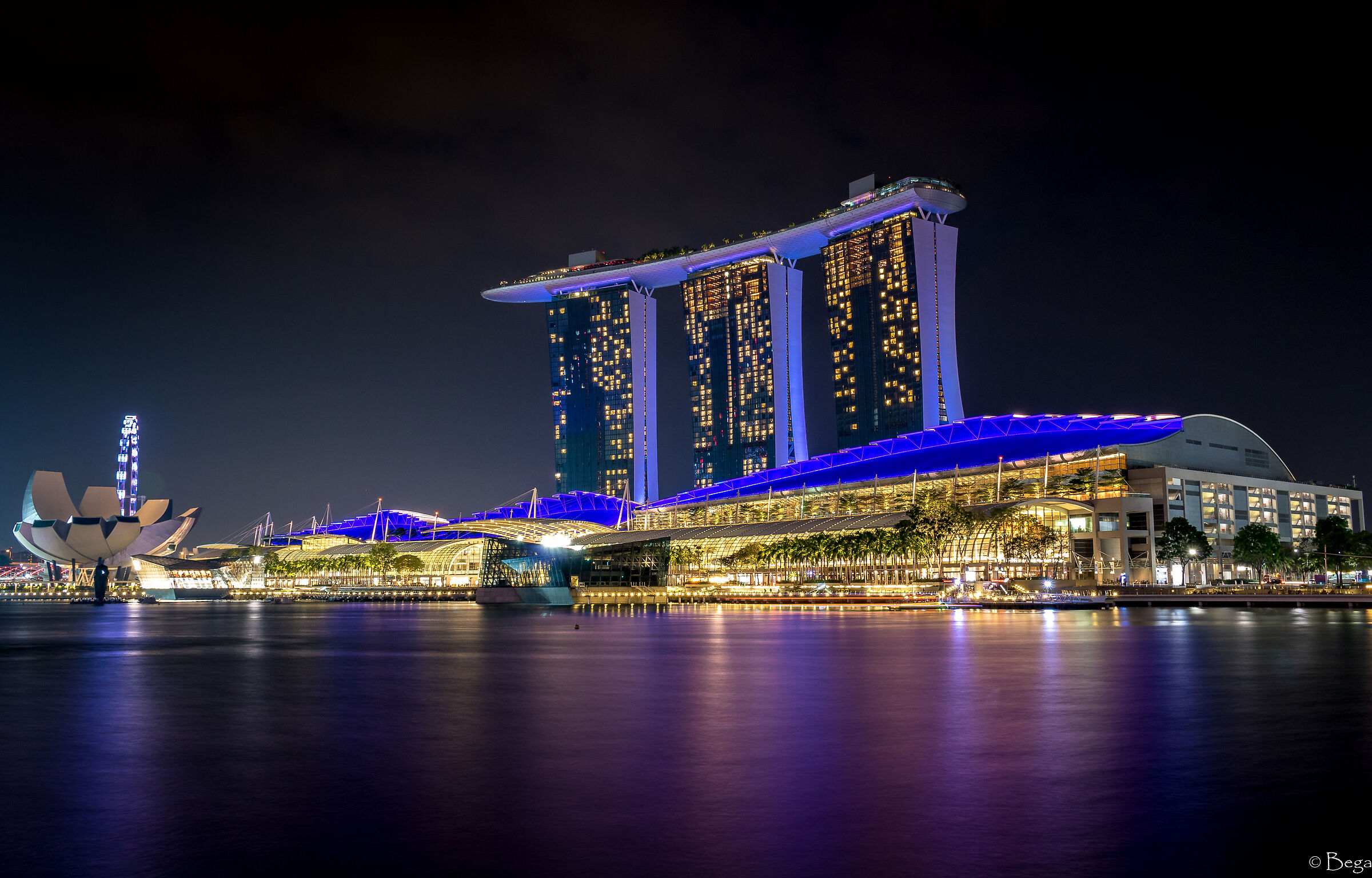 The colors of Singapore