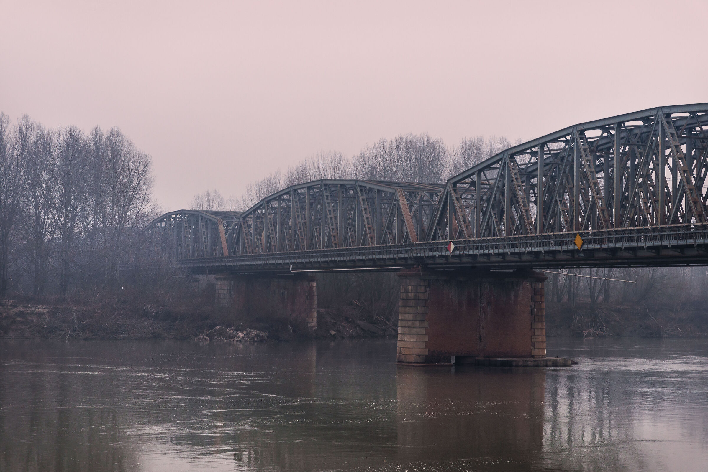 Ponti ferroviari del "grande fiume"...