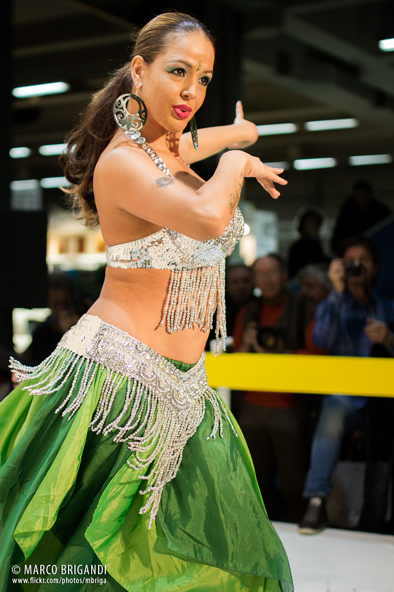 Dancer stand Nikon 1