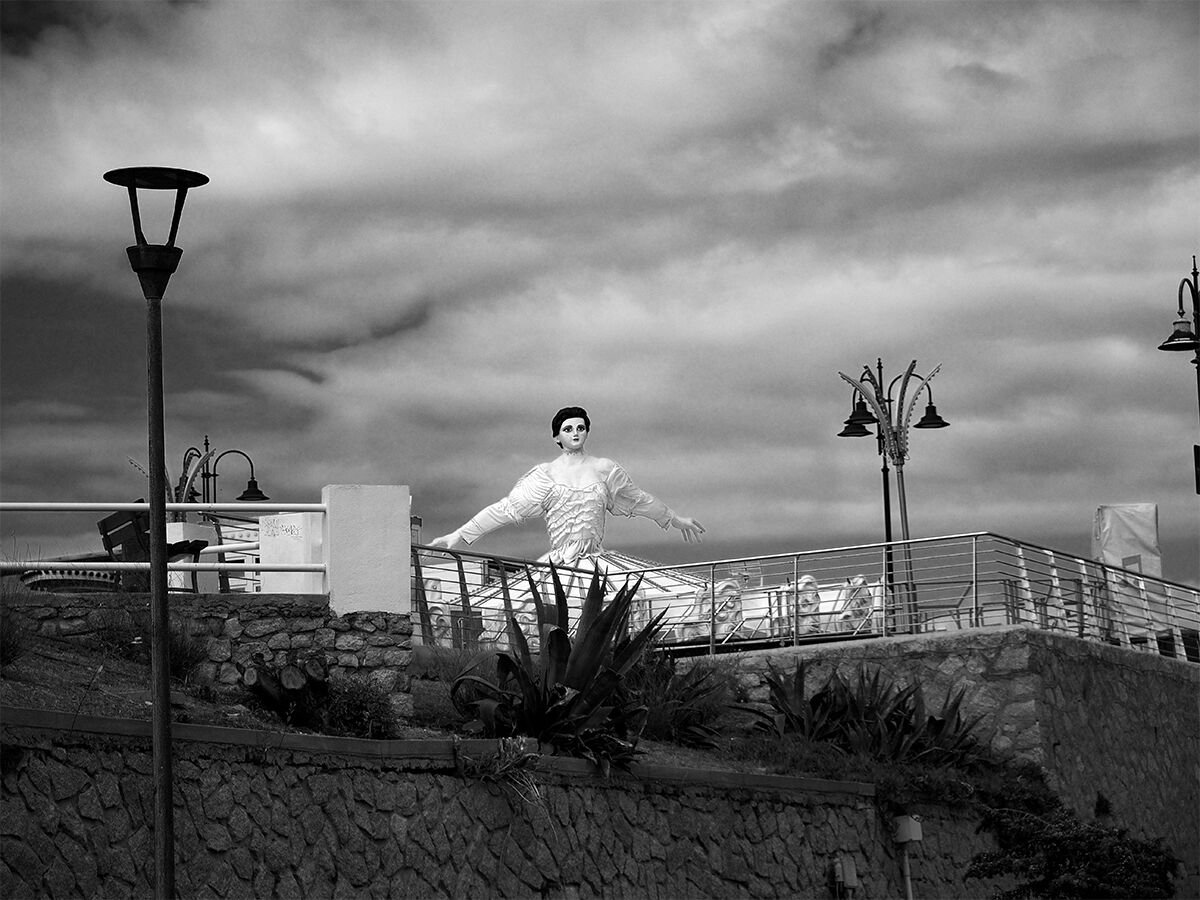 If I could fly away!