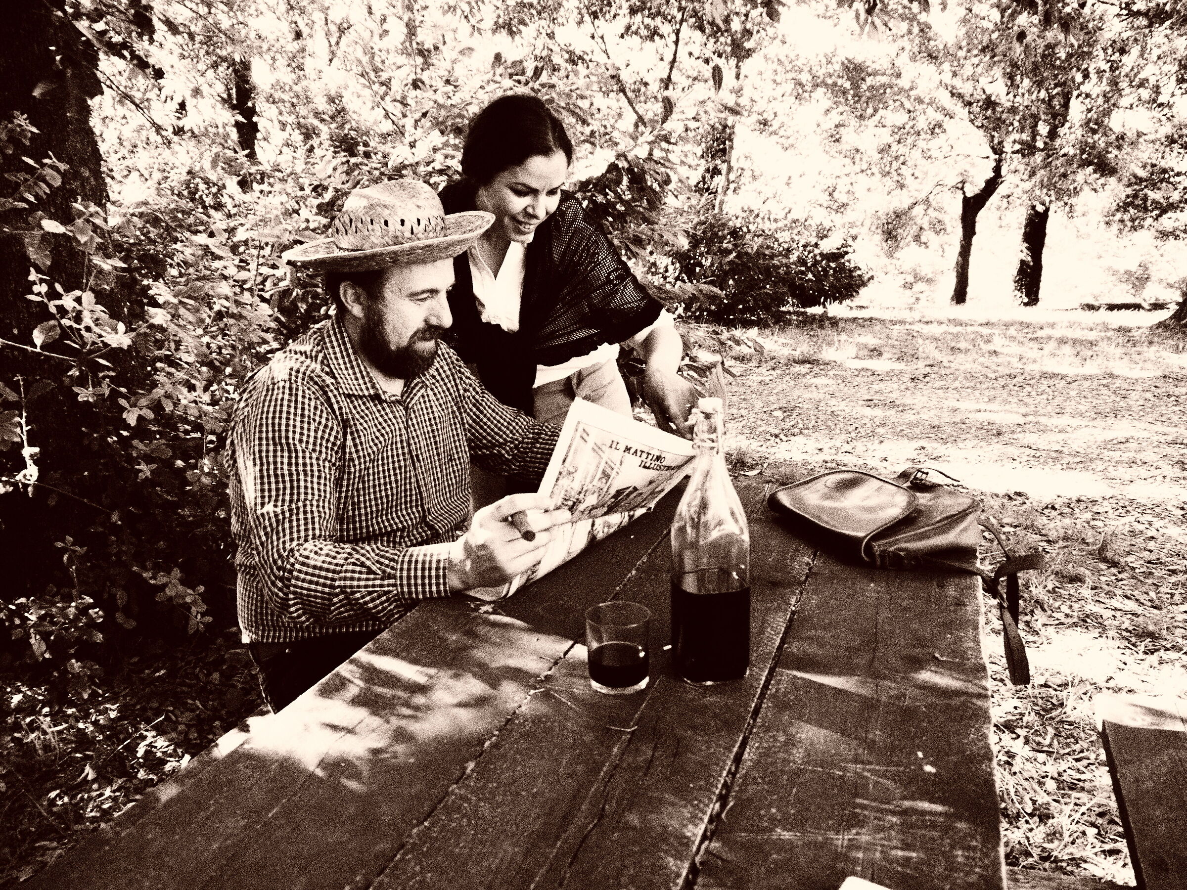 Momento di relax, lettura del giornale