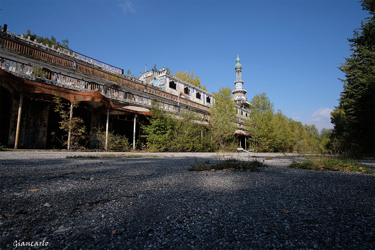 Consonno il paese fantasma