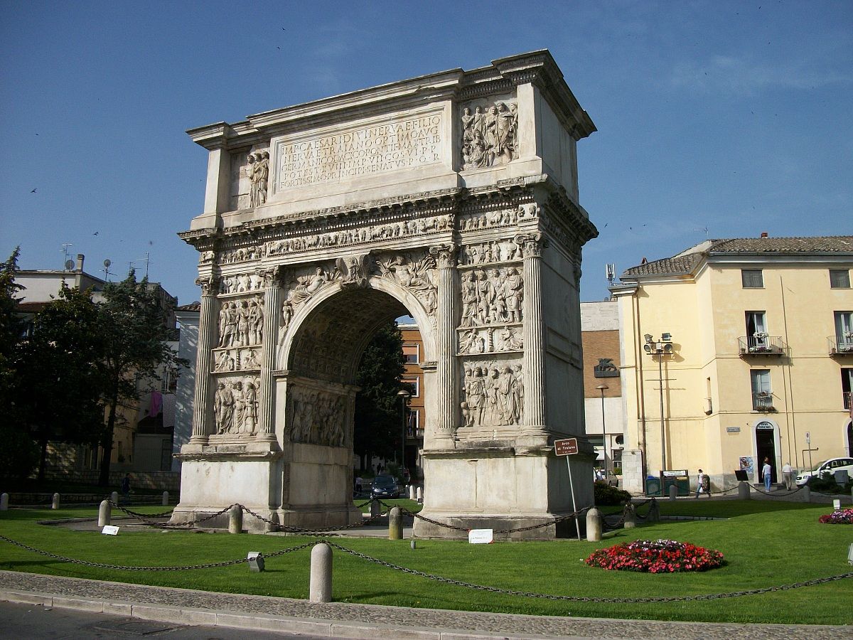 Arco di Traiano (Benevento)