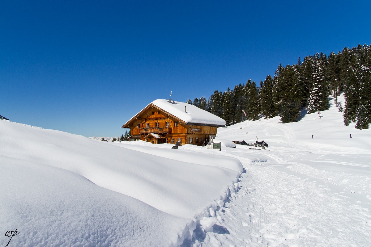 Refuge of the Odle-Geisleralm
