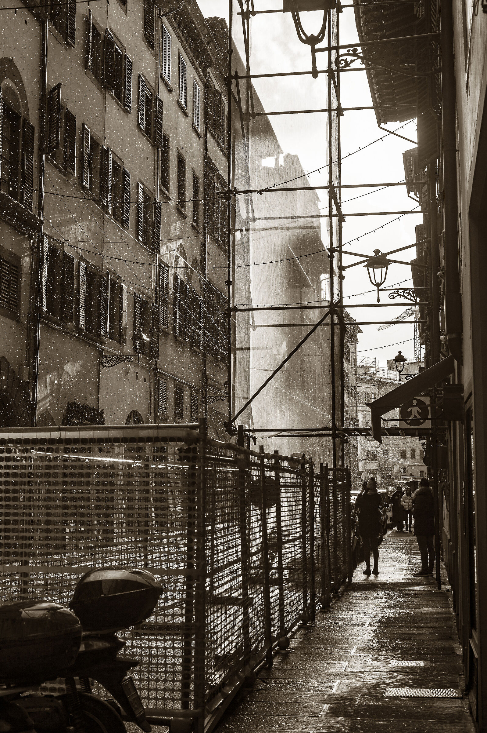 Via Maggio while hail