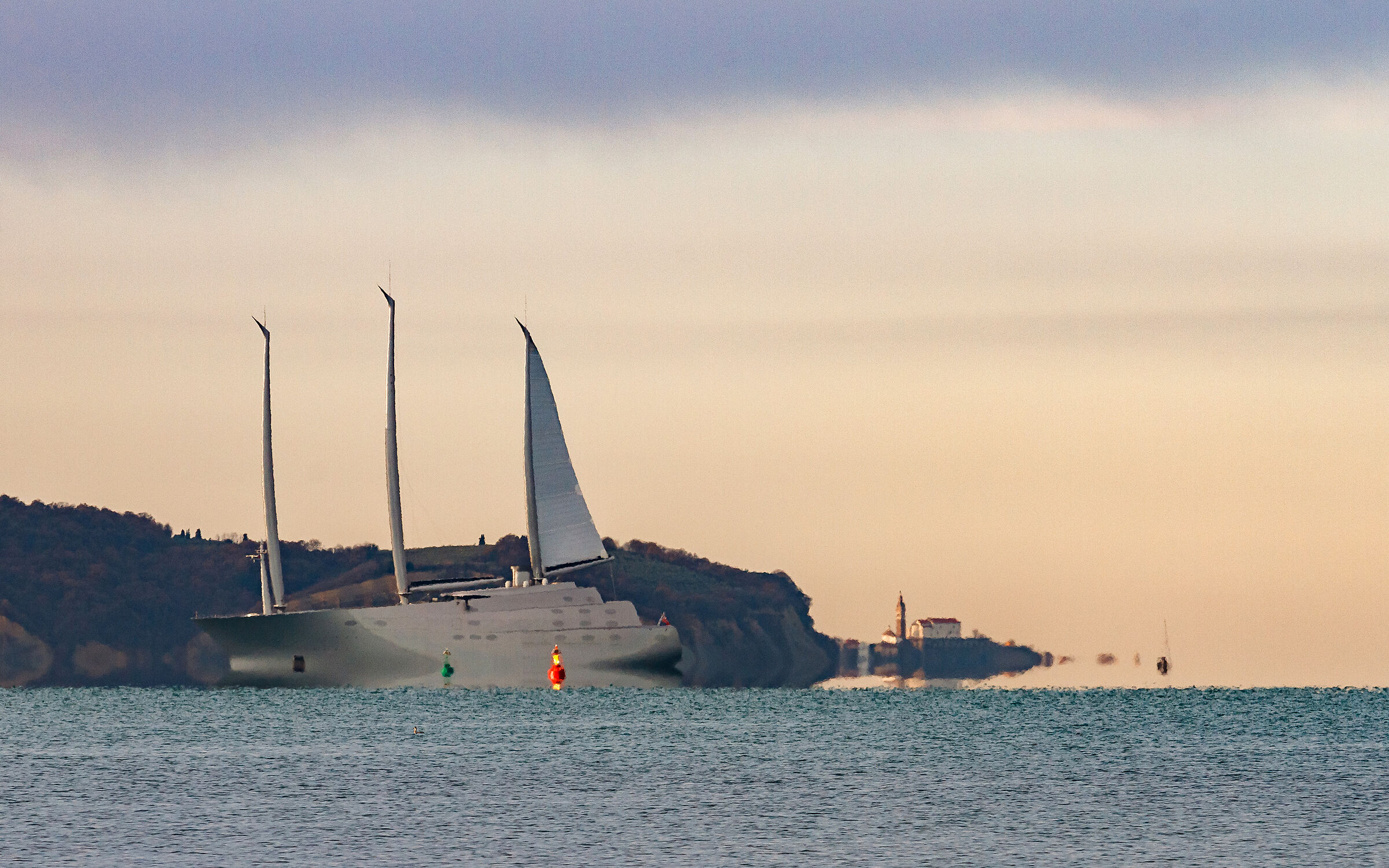 Lusso e cultura divisi dal mare