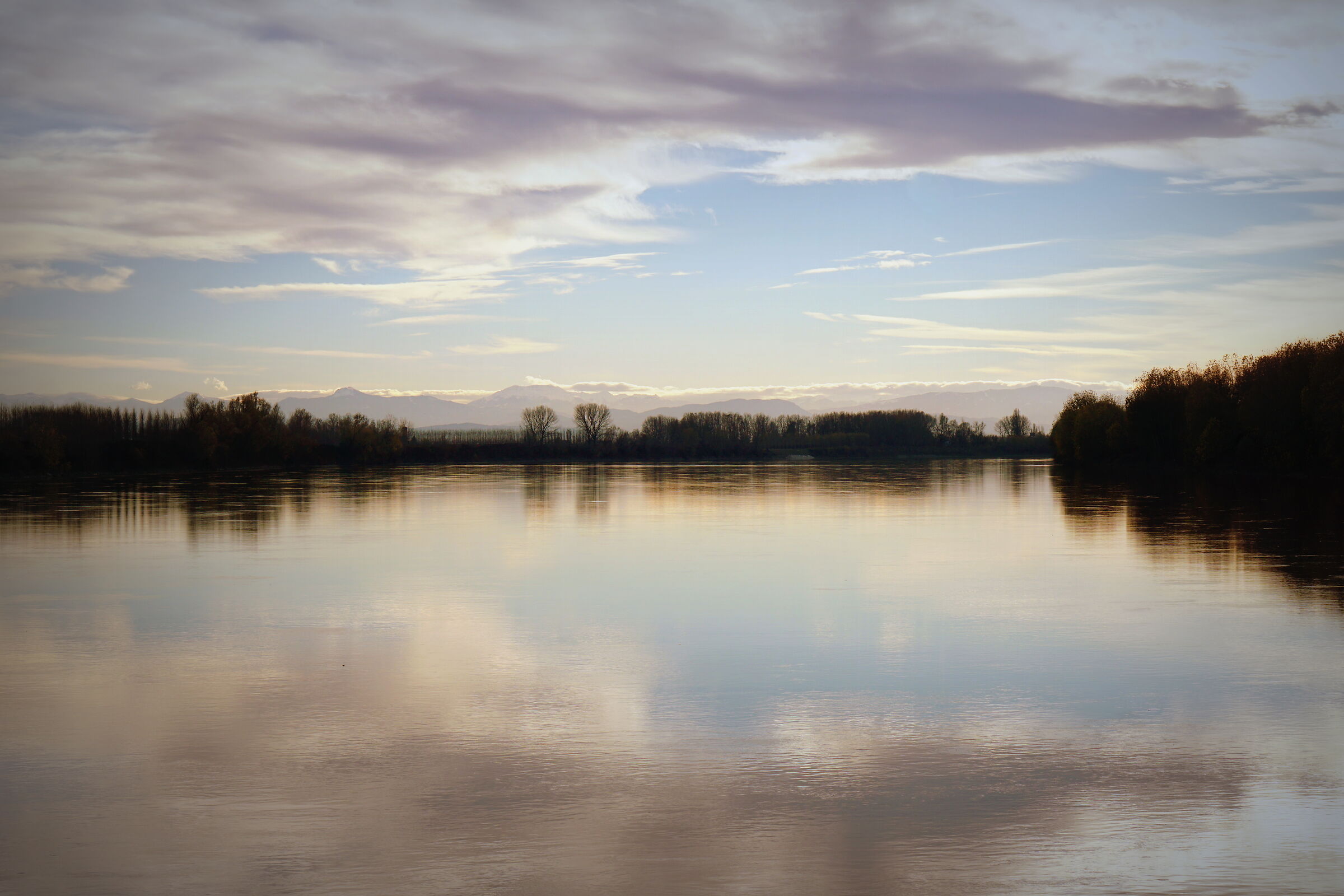 November on the river Po