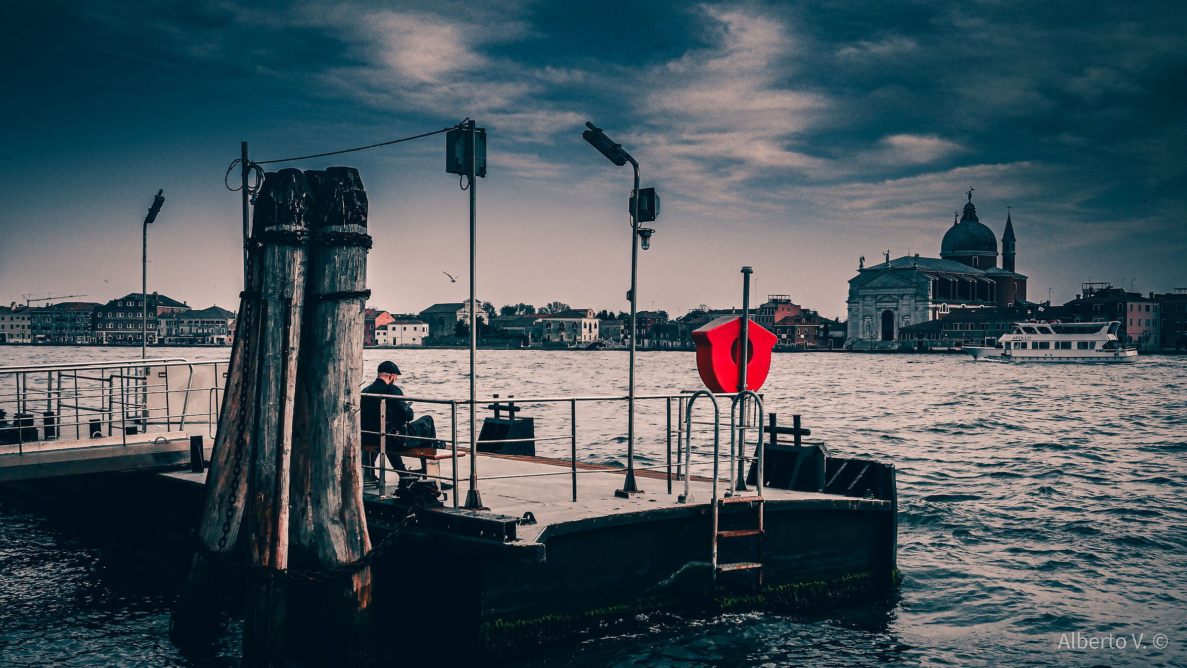 Of sunsets and canals