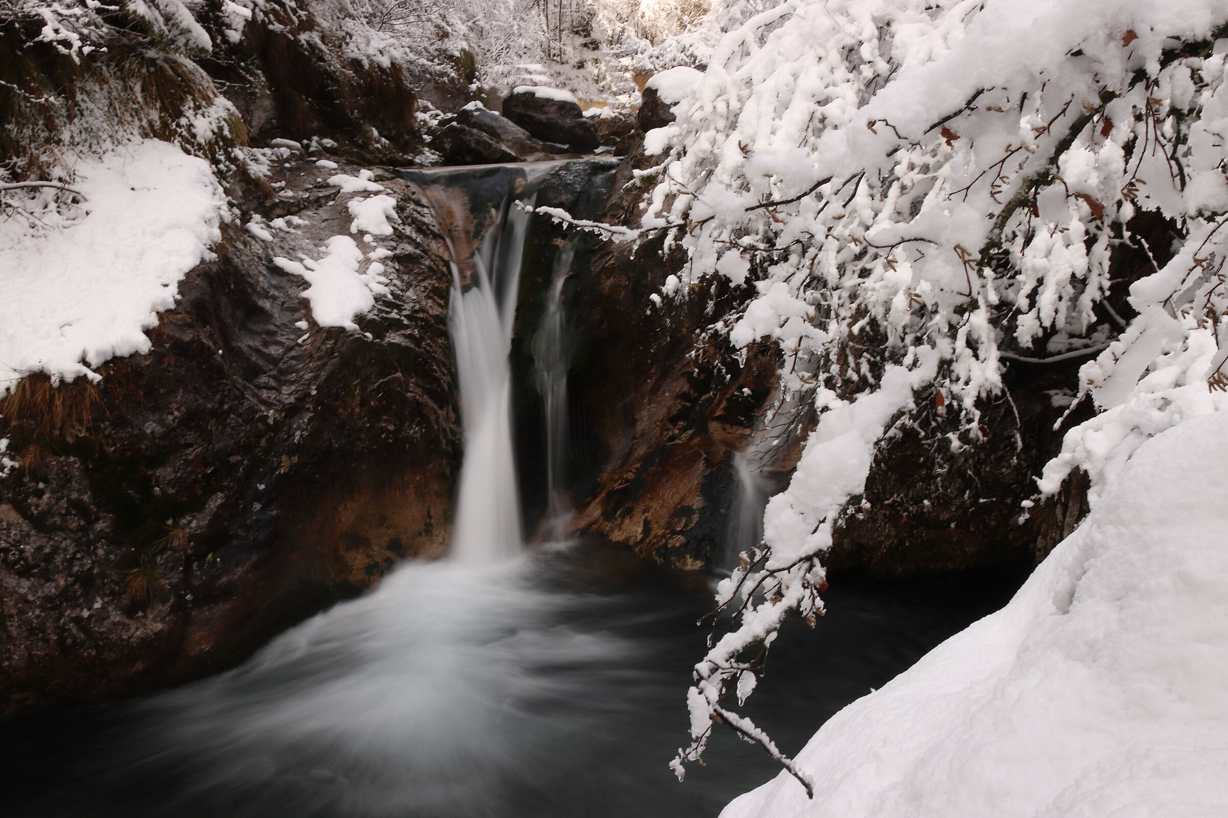 V A L V E R T O V A - winter magic -