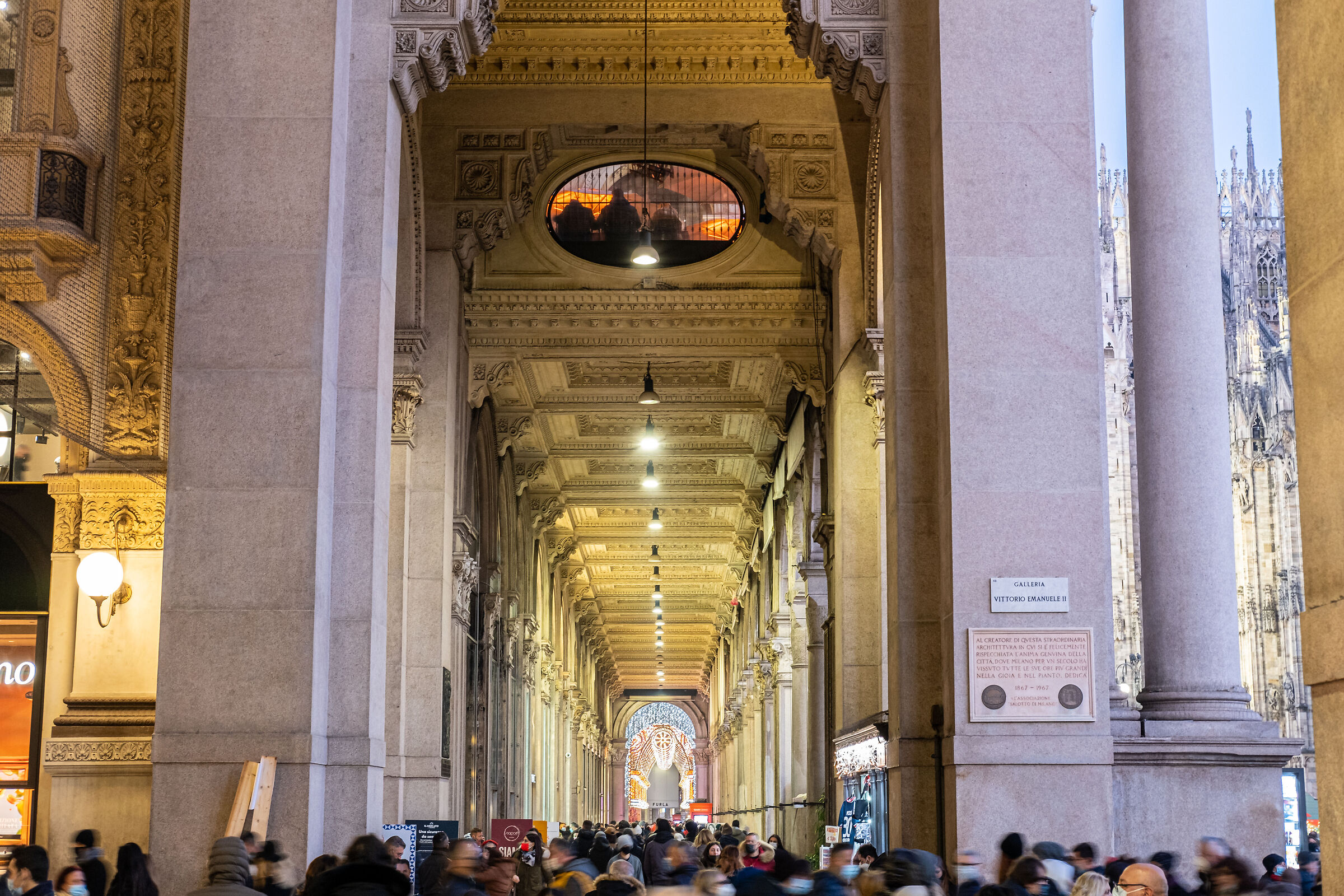 Portici - Piazza Duomo Milan