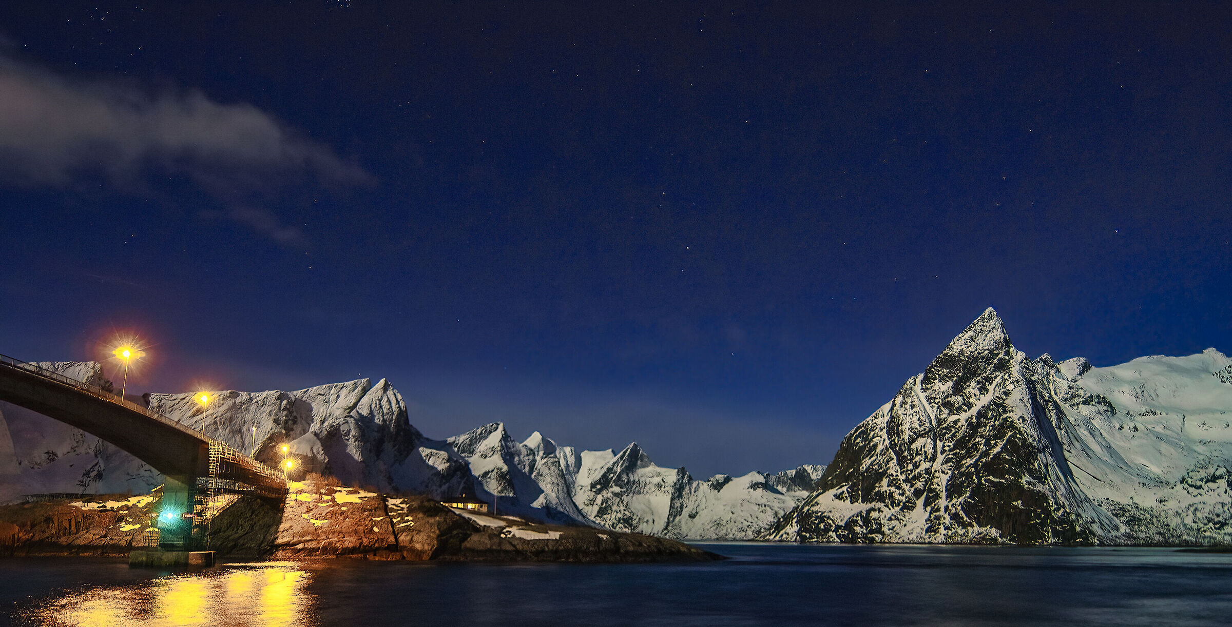 Night view of Hamnoy Lofoten