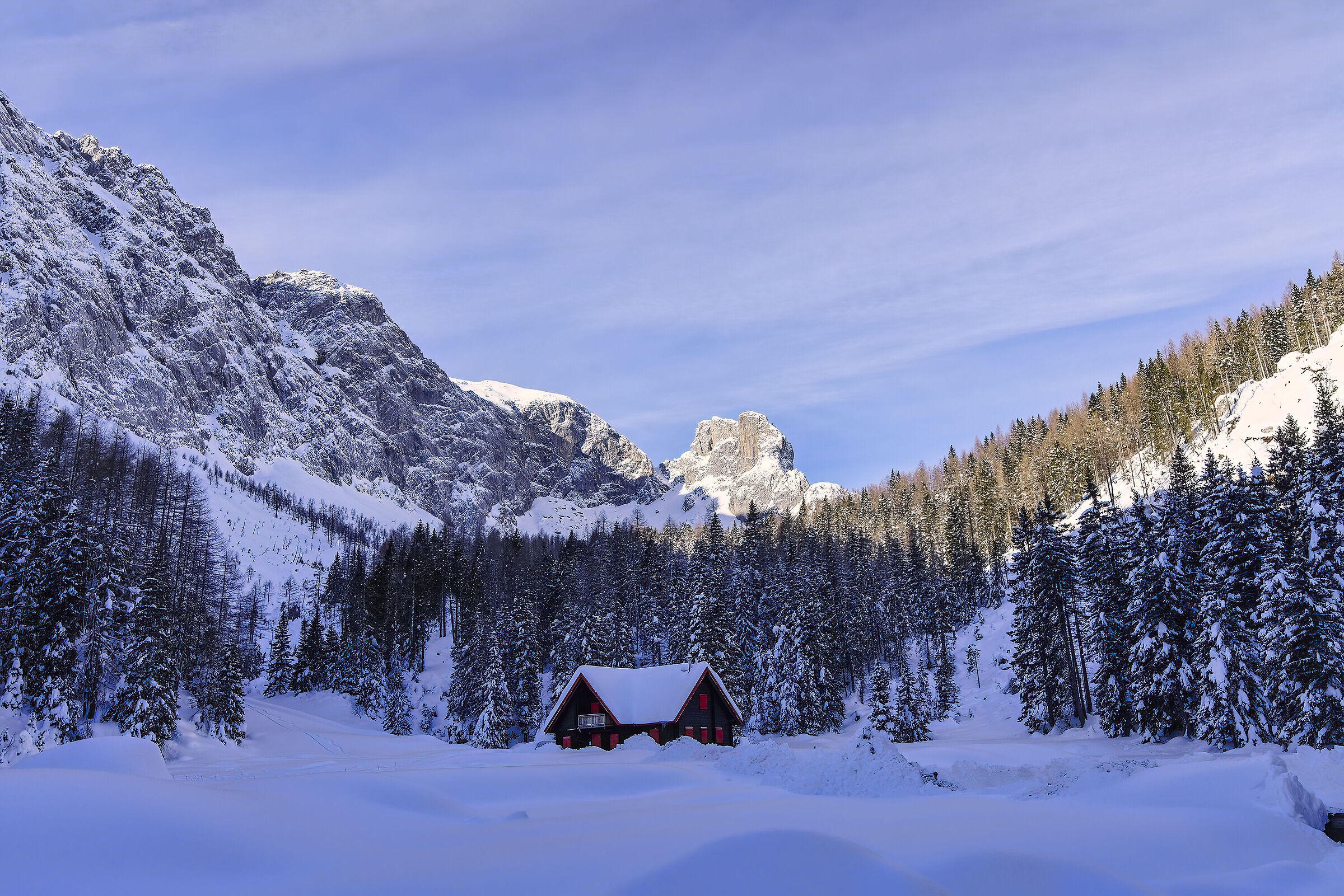 Hut Vinkel Border Carnic Alps