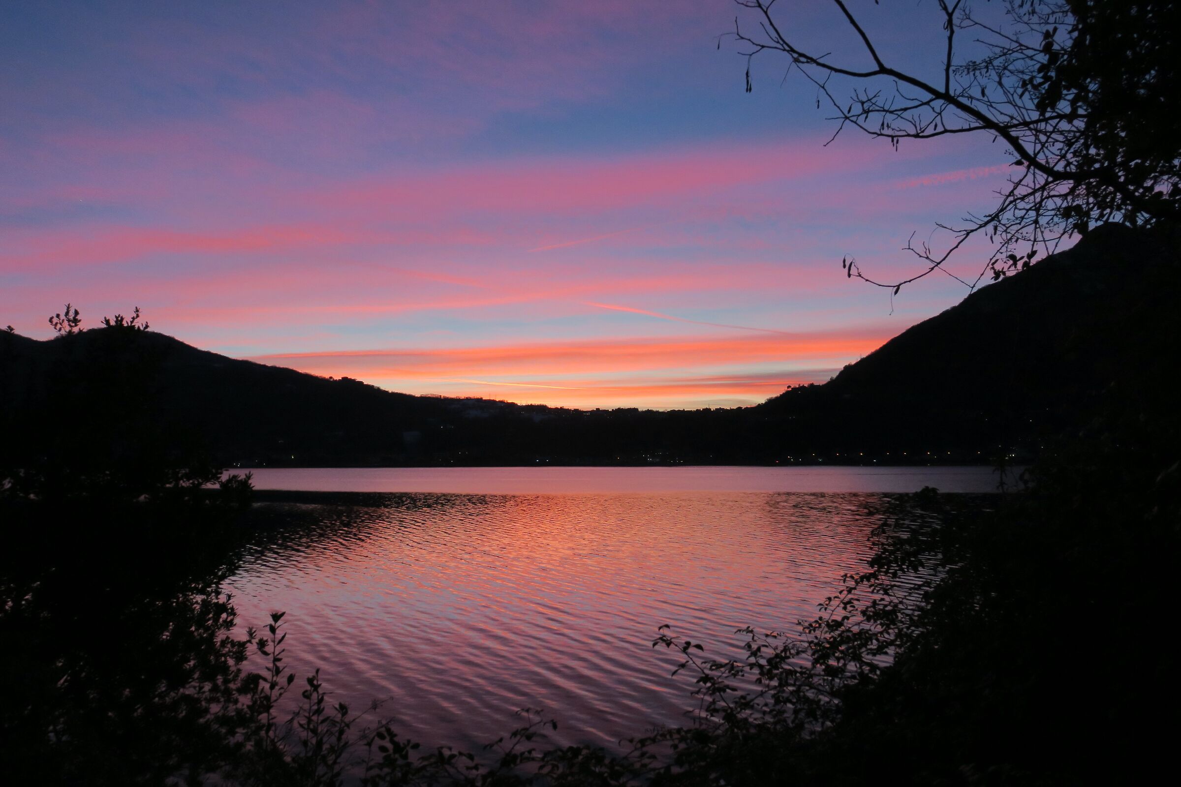 Lake Garlate, winter sunset
