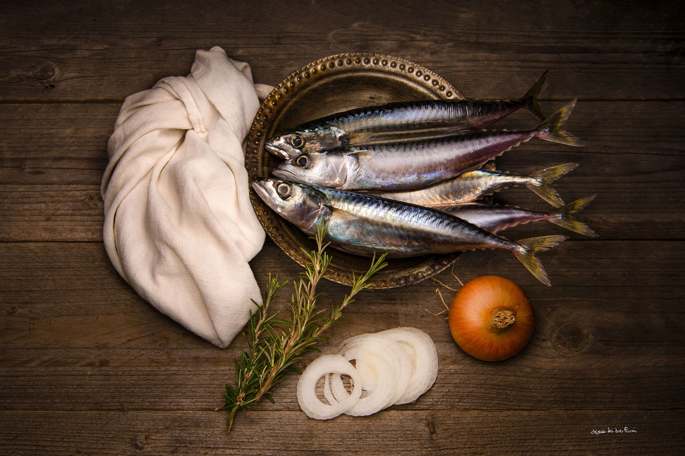 This evening... mackerel ?...