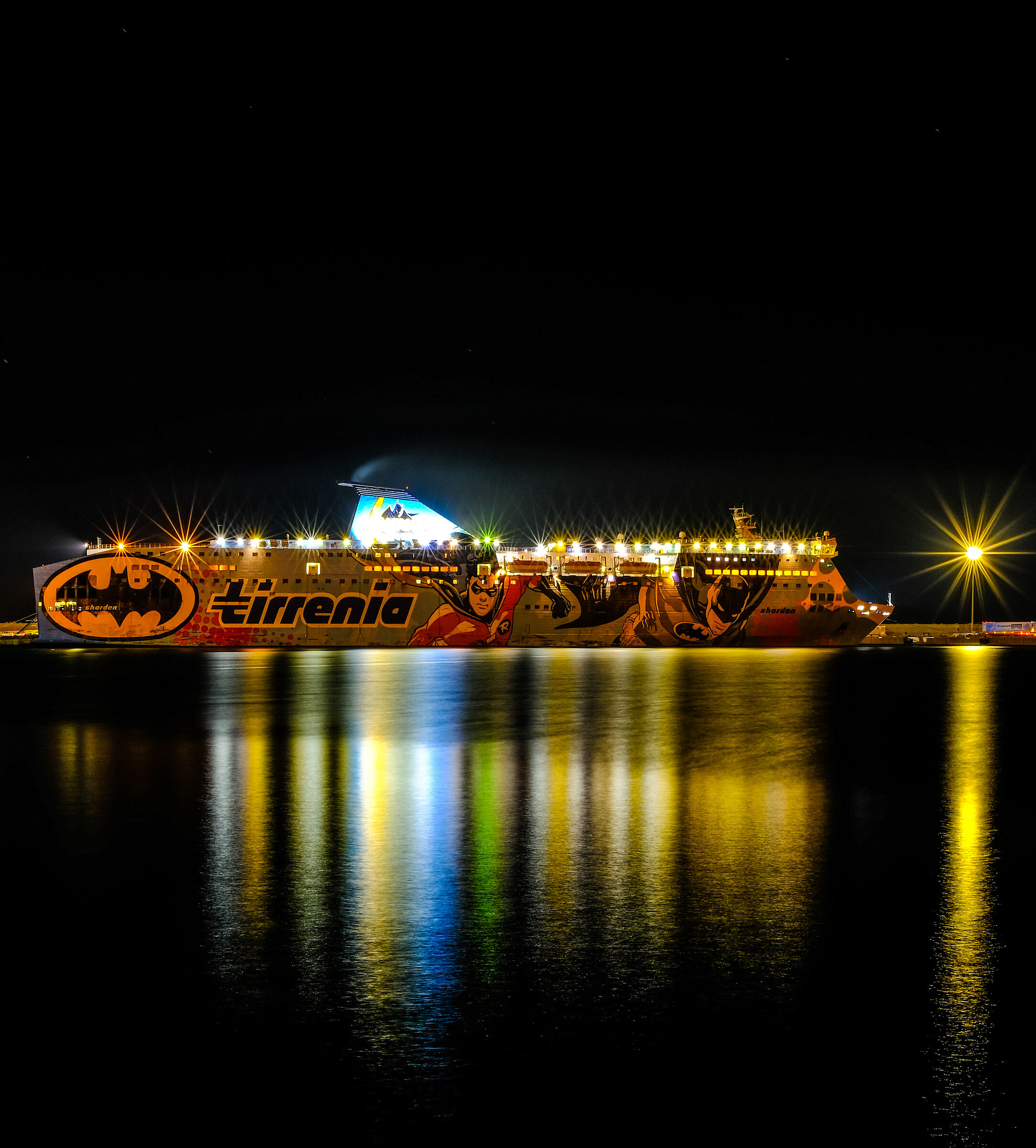 Porto Torres la nave di Batman