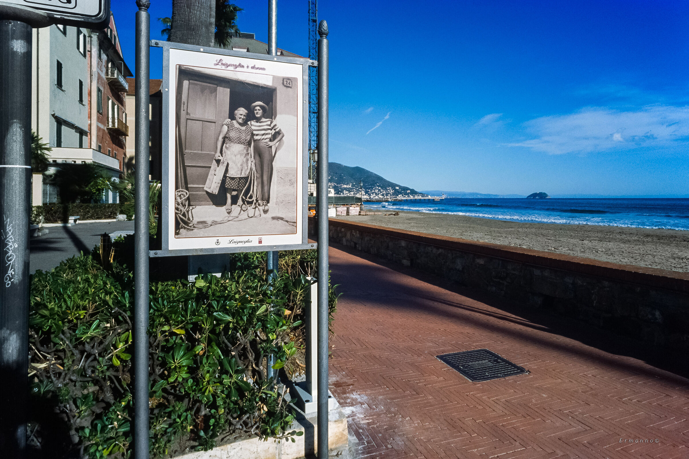 Laigueglia as Woman