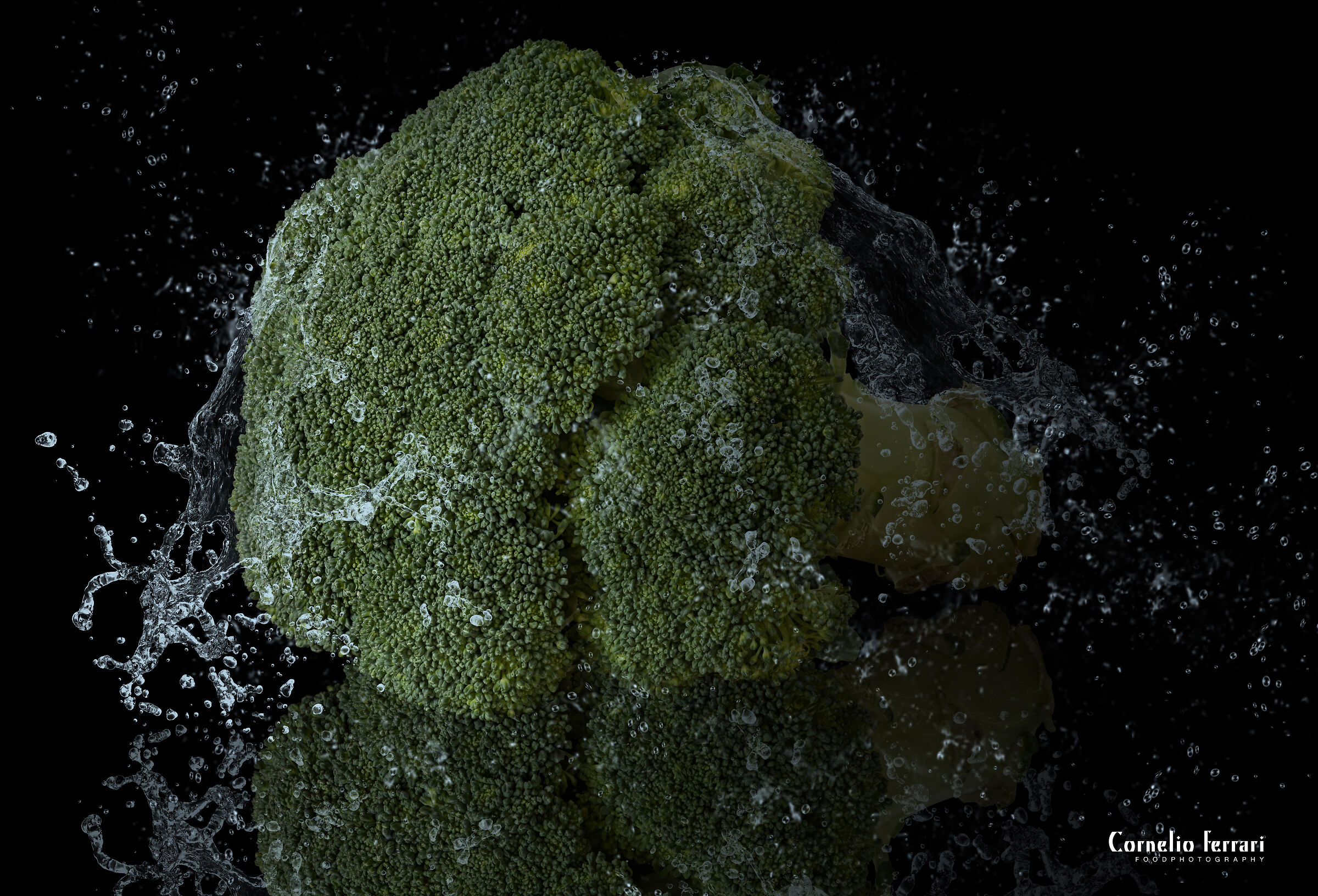 broccolo verde montaggio acqua copia