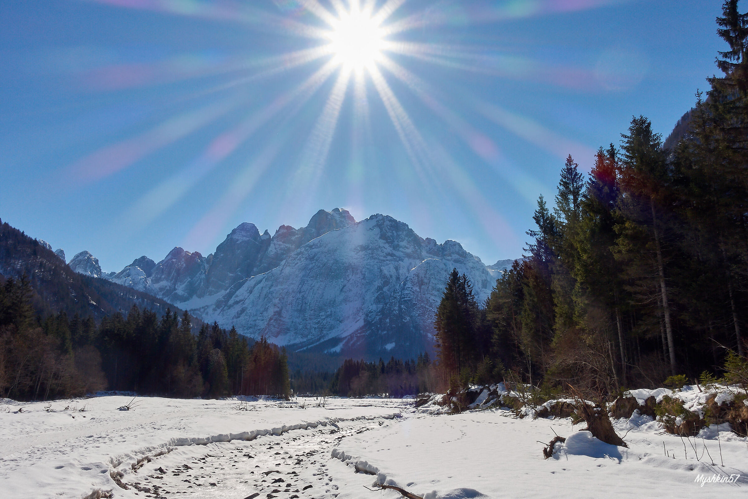 The sun on Jof Fuart