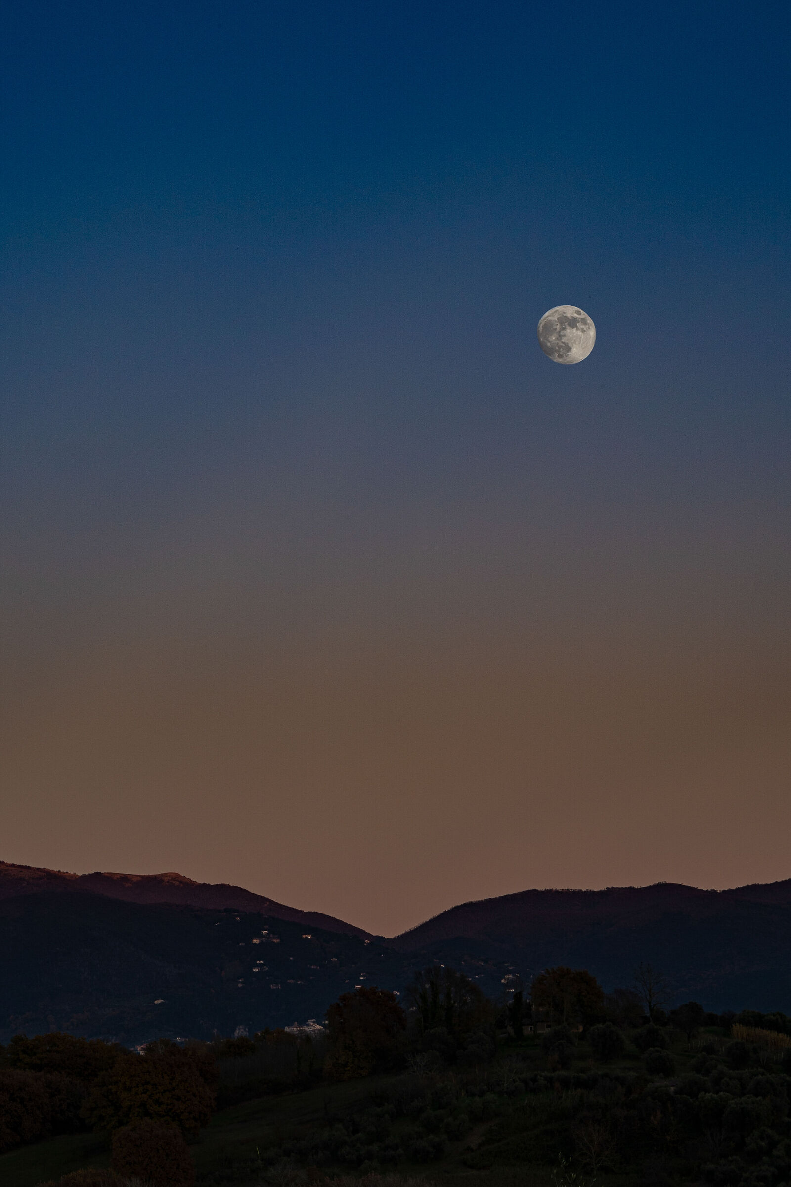 Tramonto con Luna