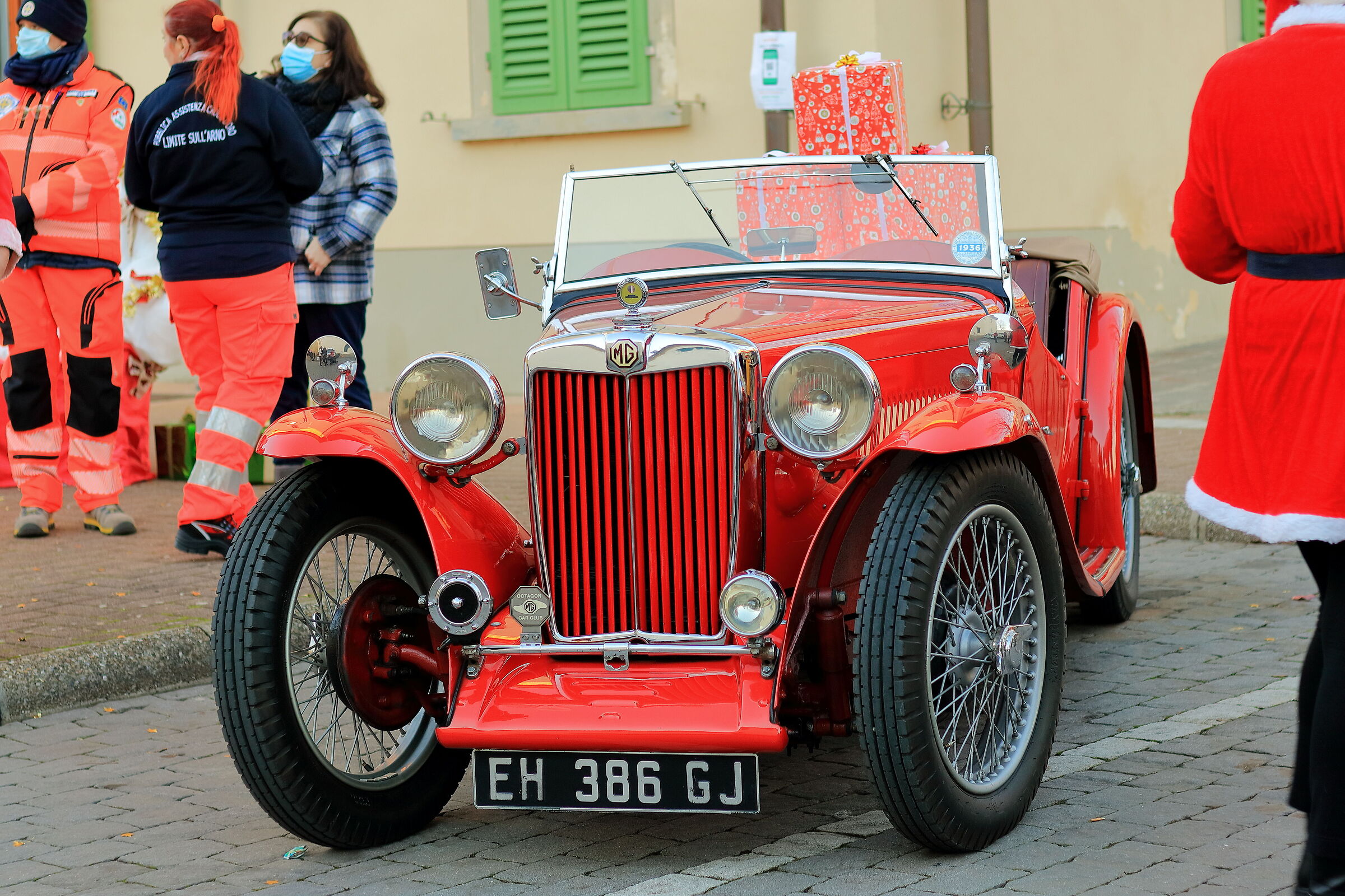 MG auto d'epoca esposta a Limite sull'Arno (fi)