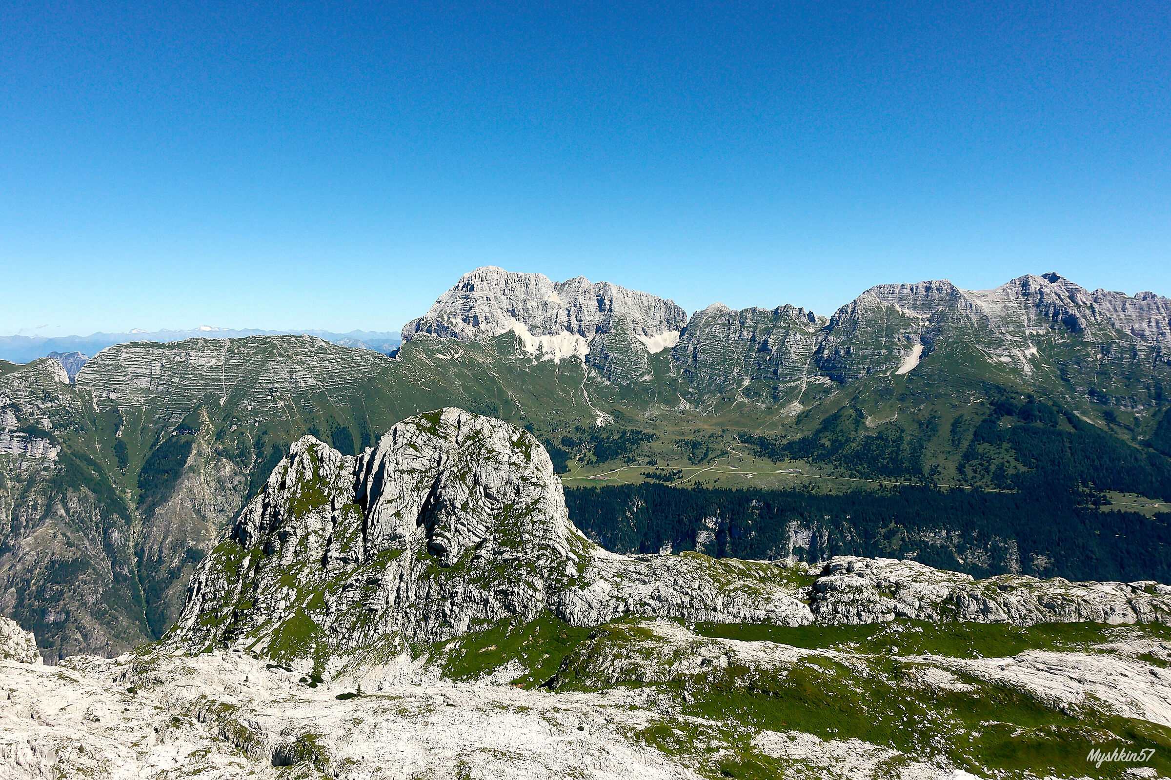 The Montasio dal Canin plateau