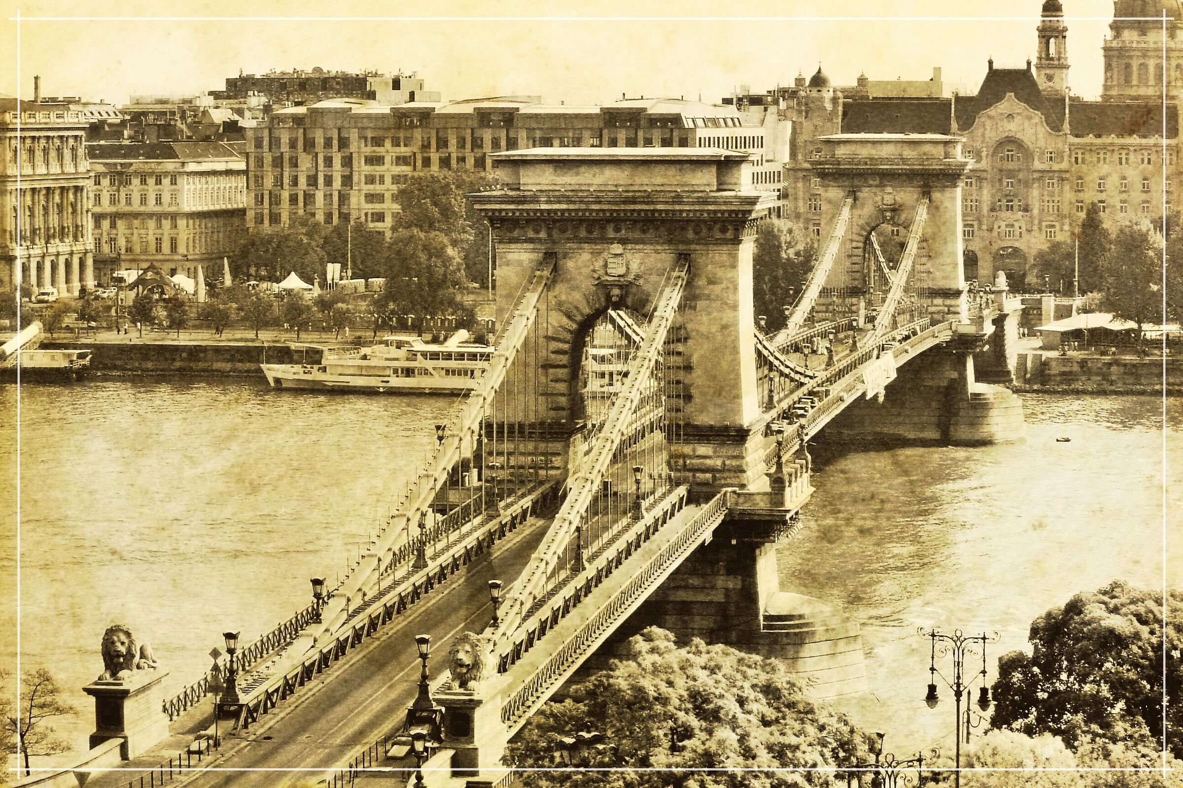Budapest Ponte della Libertà...