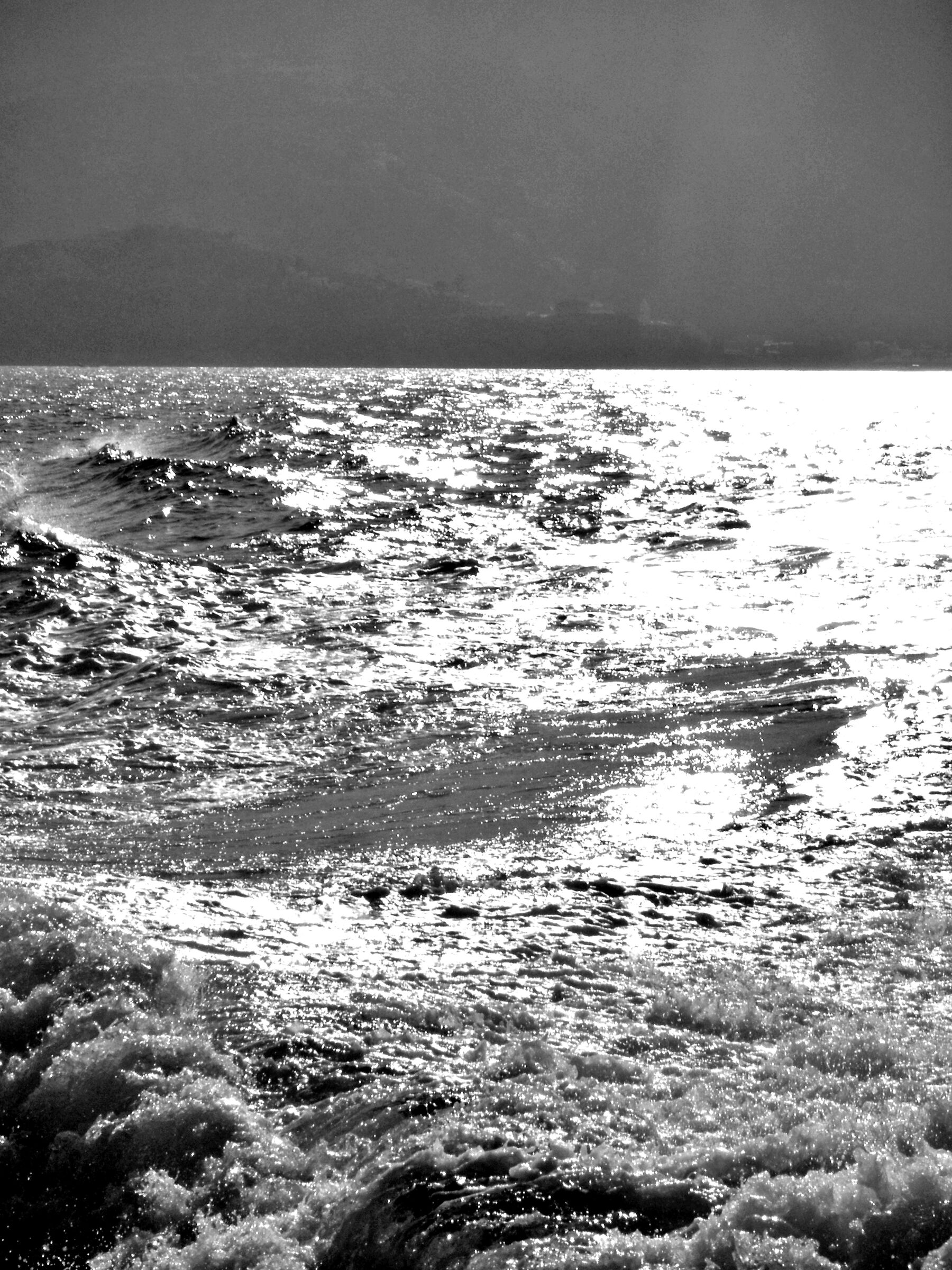 Scia del motoscafo da isola del Giglio