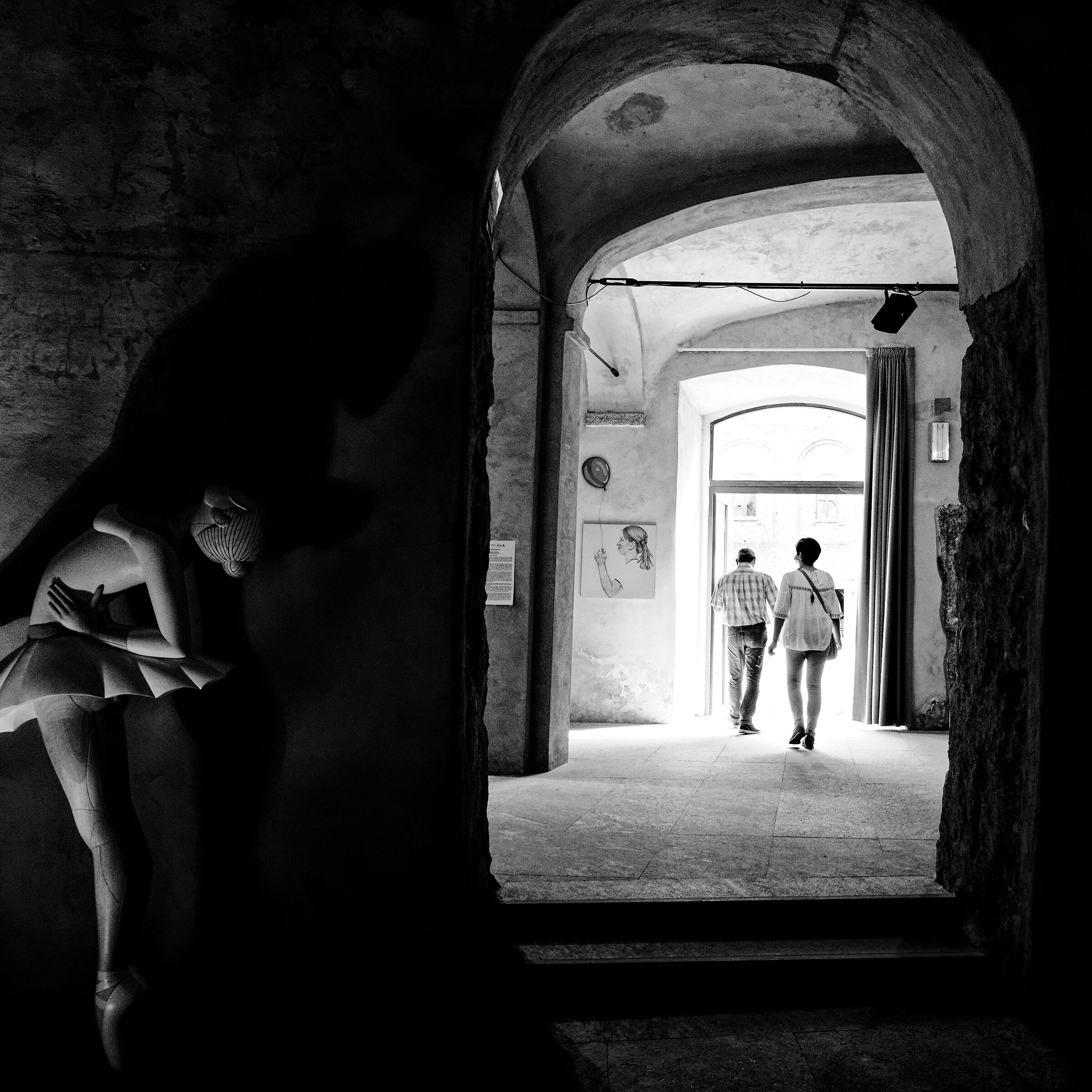 Between lights and shadows