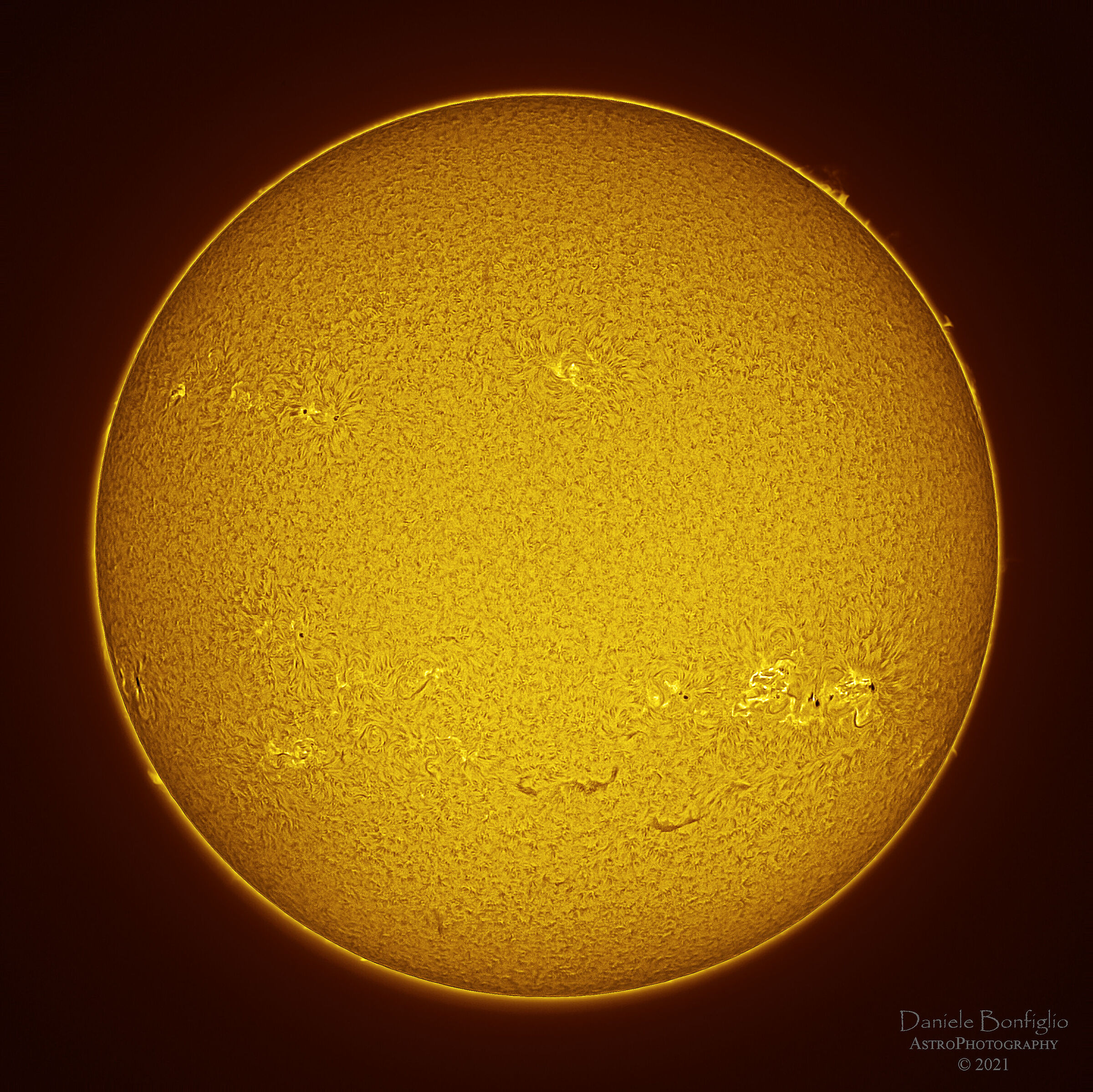 Sole in H-alpha del 22/12/2021