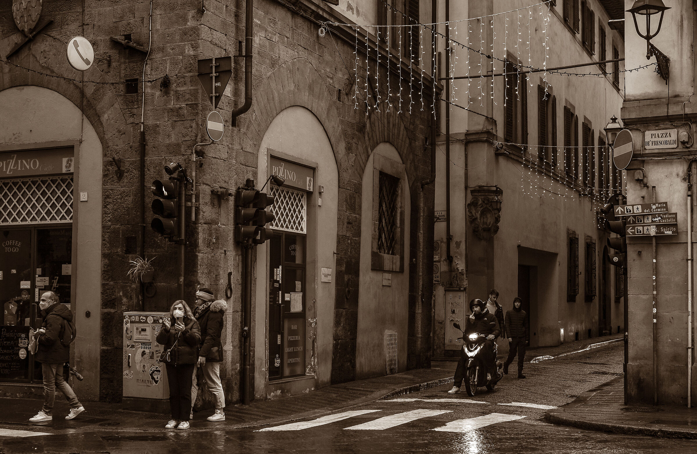 Piazza Frescobaldi with sympathizers