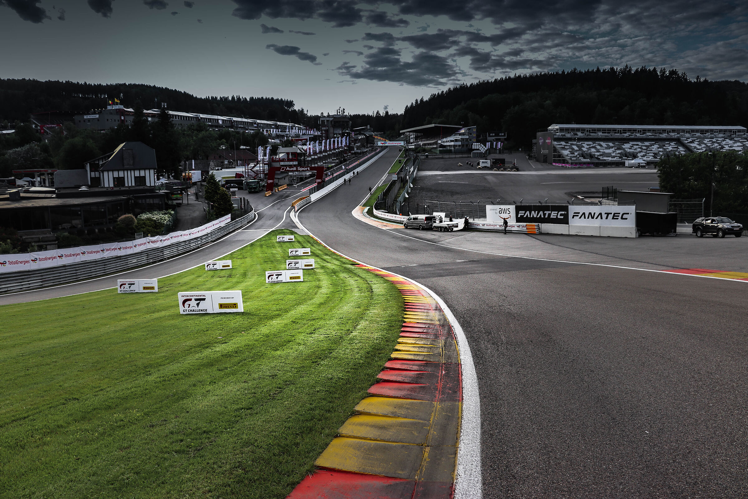 Da La Source verso De l'Eau Rouge