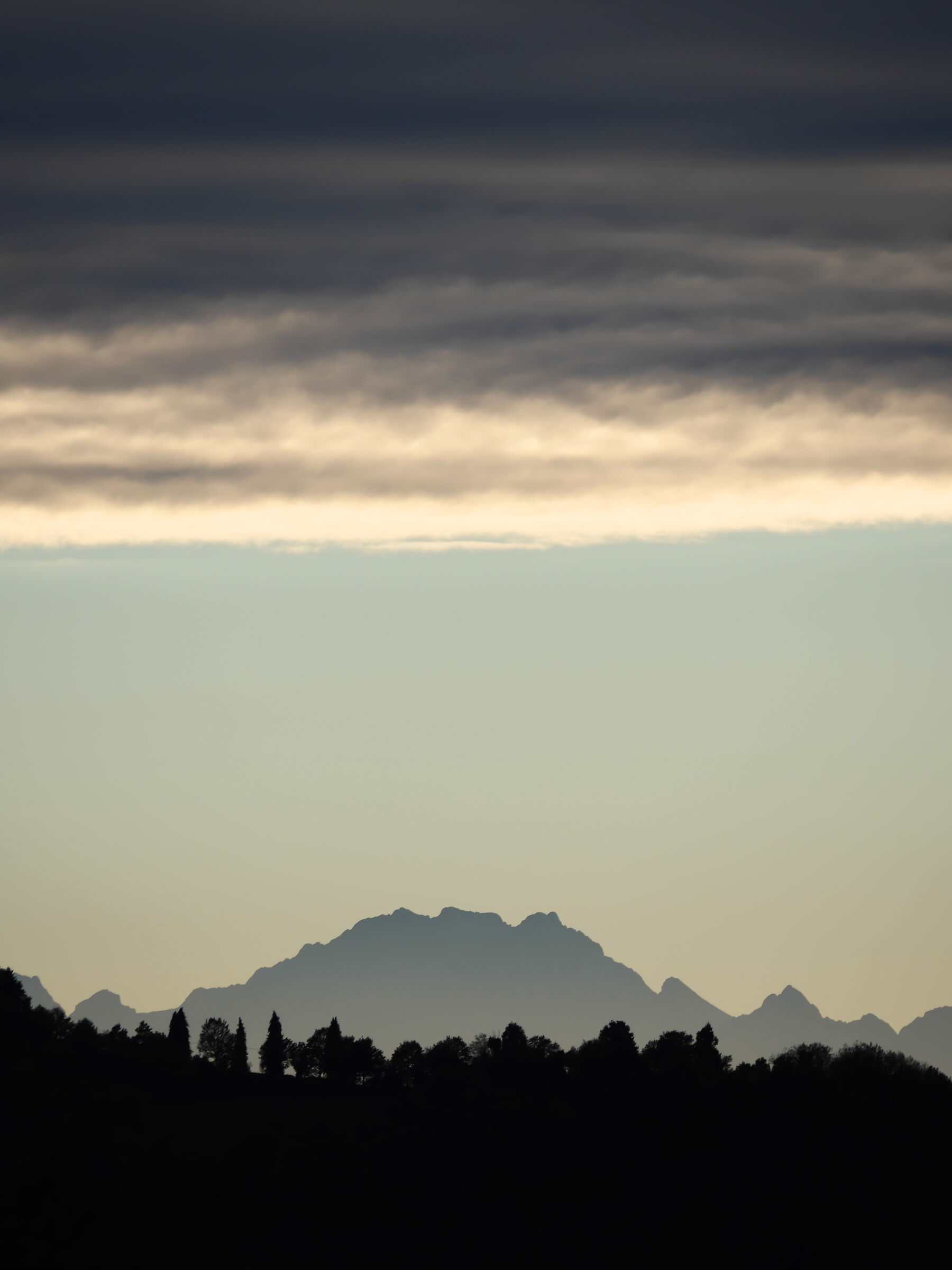 Ridge between Mombarcaro and Niella Belbo